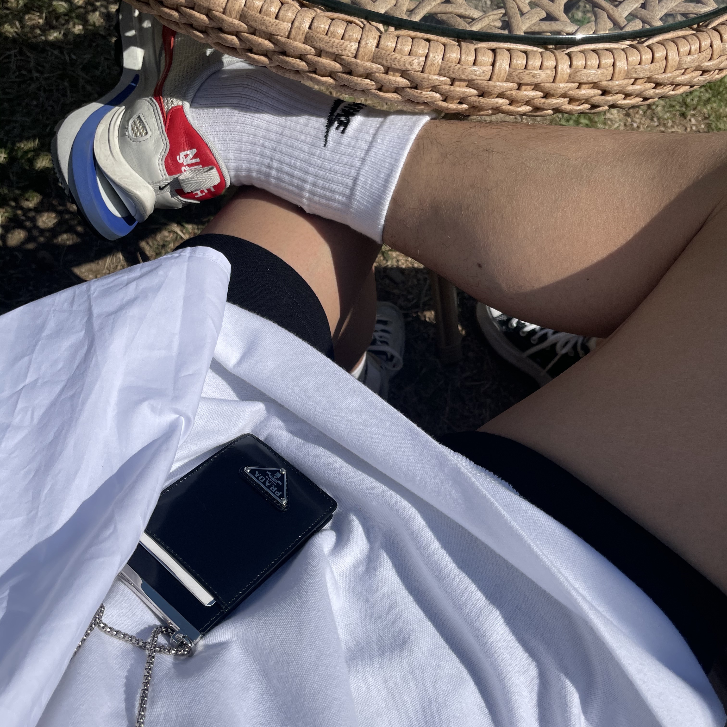 Nike x Sacai VaporWaffle Royal Fuchsia 착용 스타일