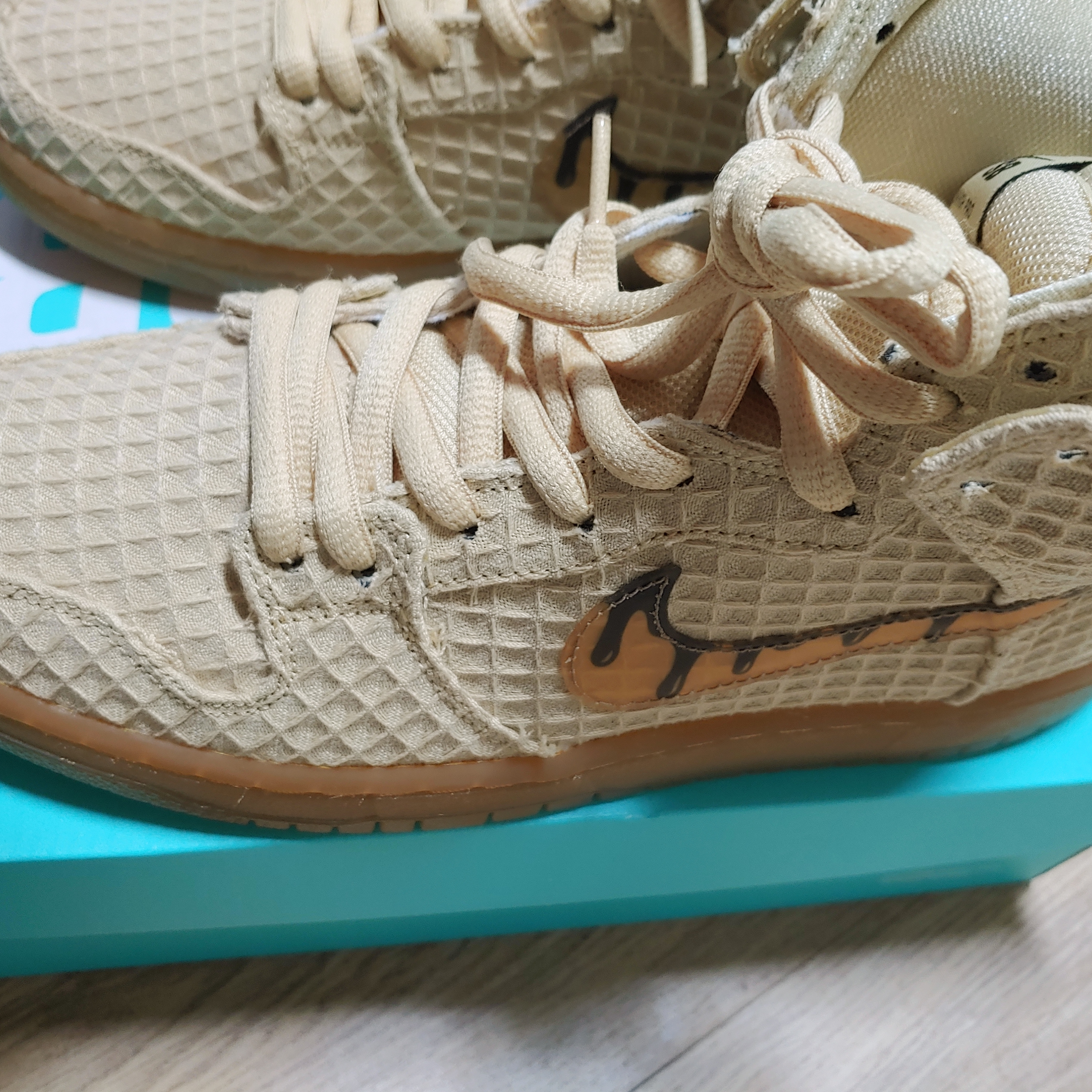 Nike Dunk SB High Waffle 착용 스타일 - 3