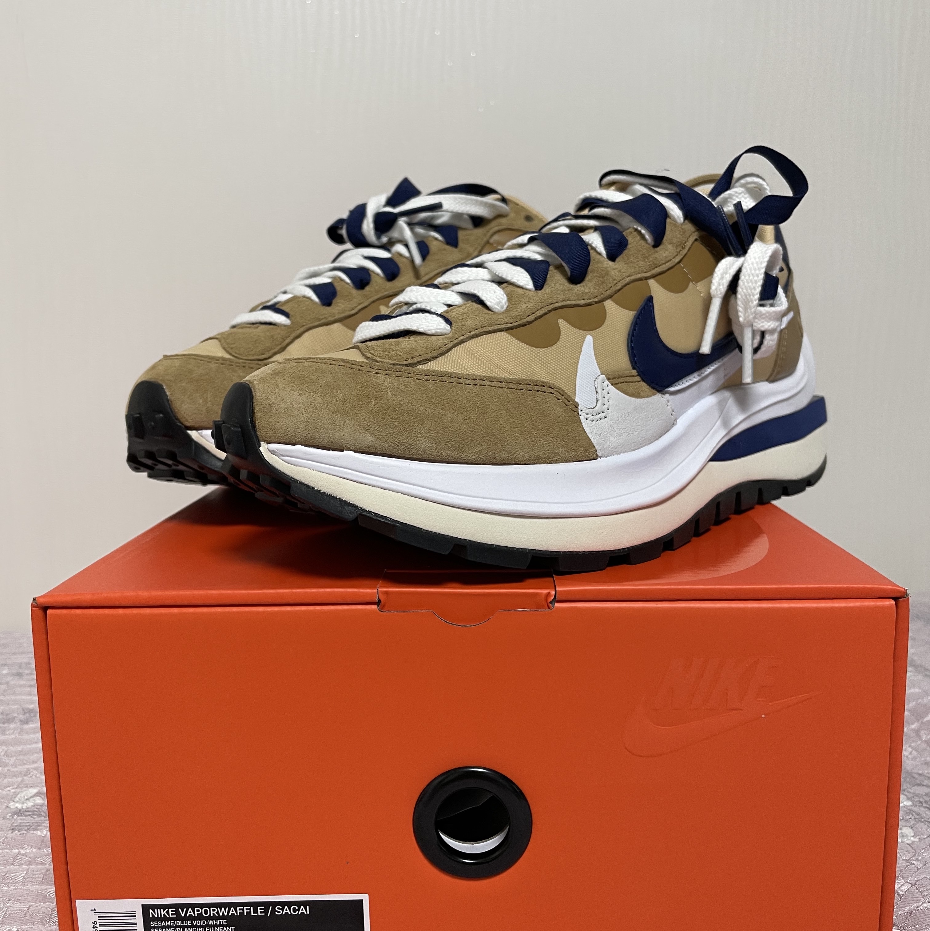 Nike x Sacai VaporWaffle Sesame and Blue Void 착용 스타일 - 1