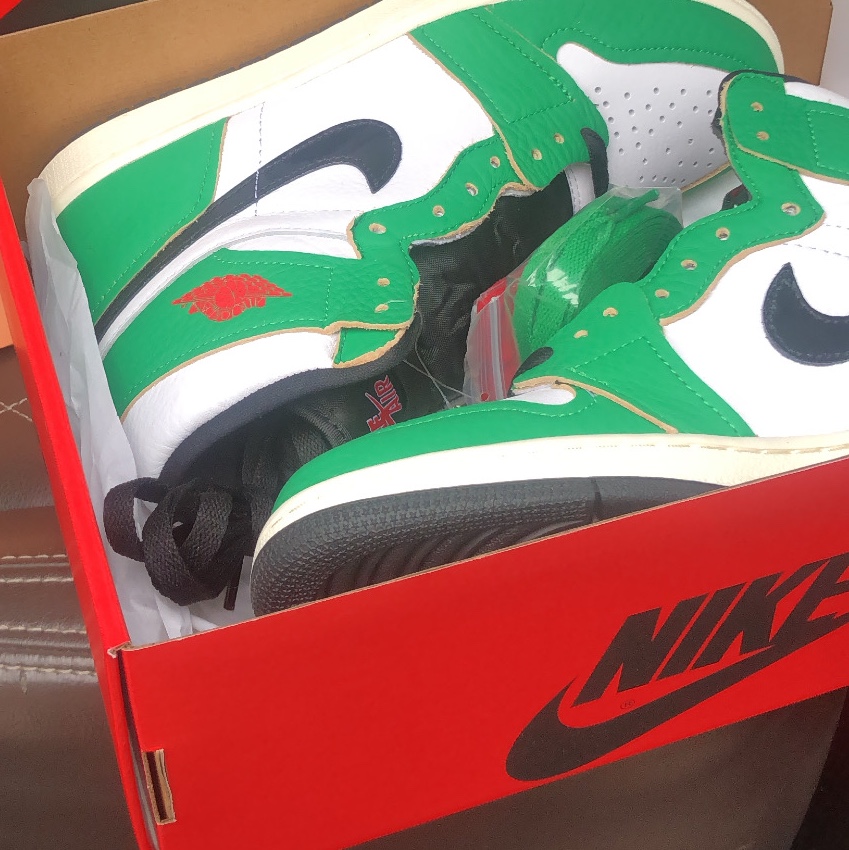 (W) Jordan 1 Retro High OG Lucky Green 착용 스타일