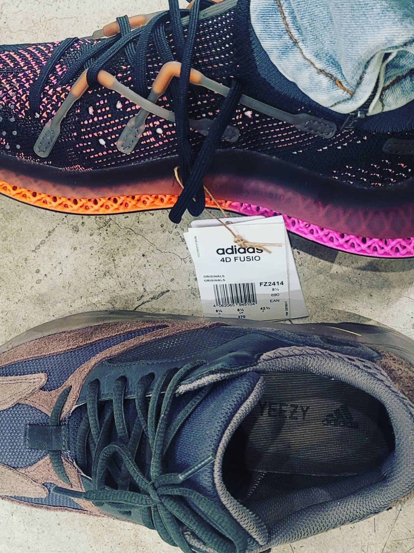 Adidas Yeezy Boost 700 Mauve, Adidas 4D Fusio Black Pink Orange 착용 스타일 - 3
