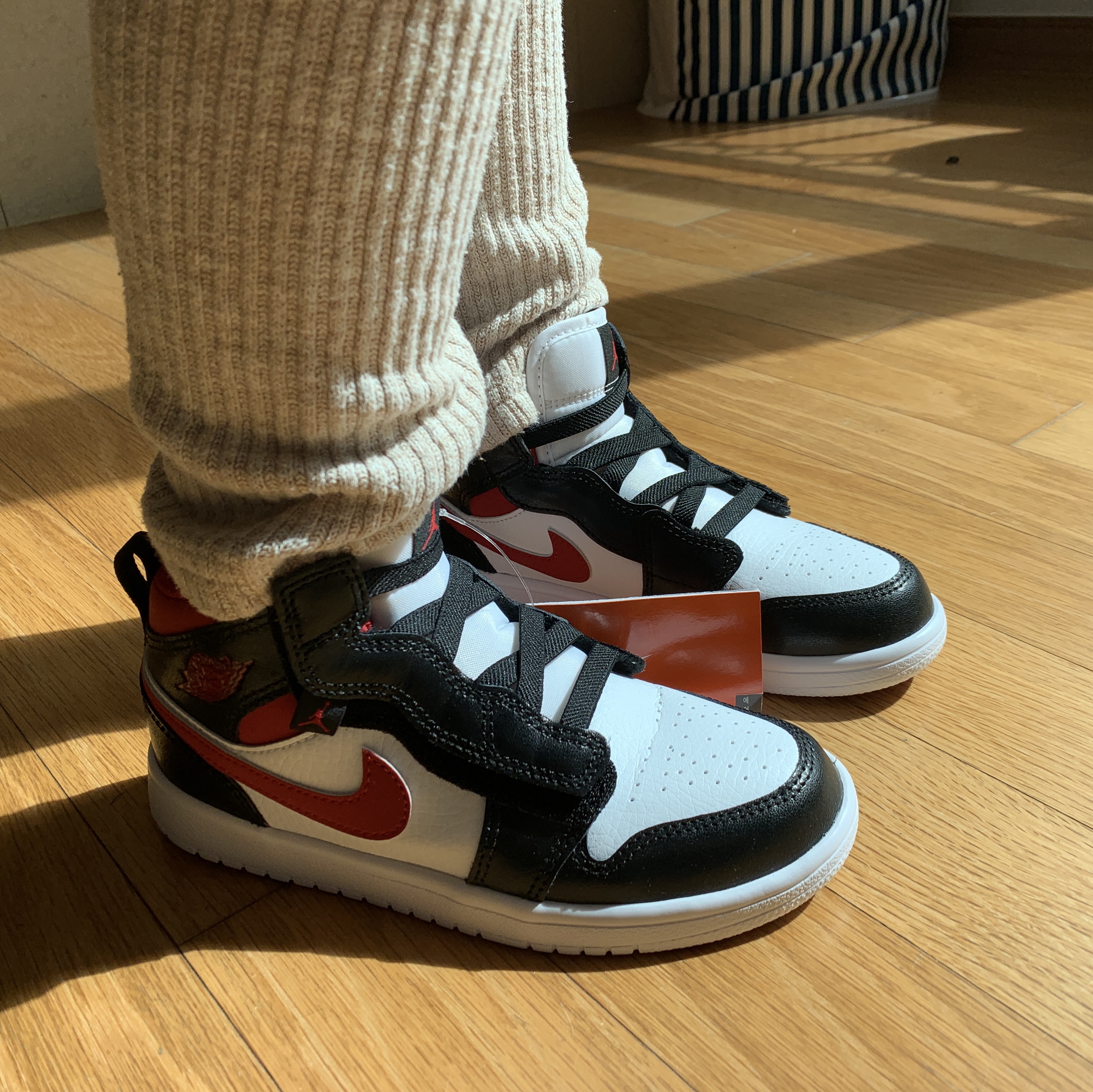 (PS) Jordan 1 Mid Alt Gym Red Black White 착용 스타일