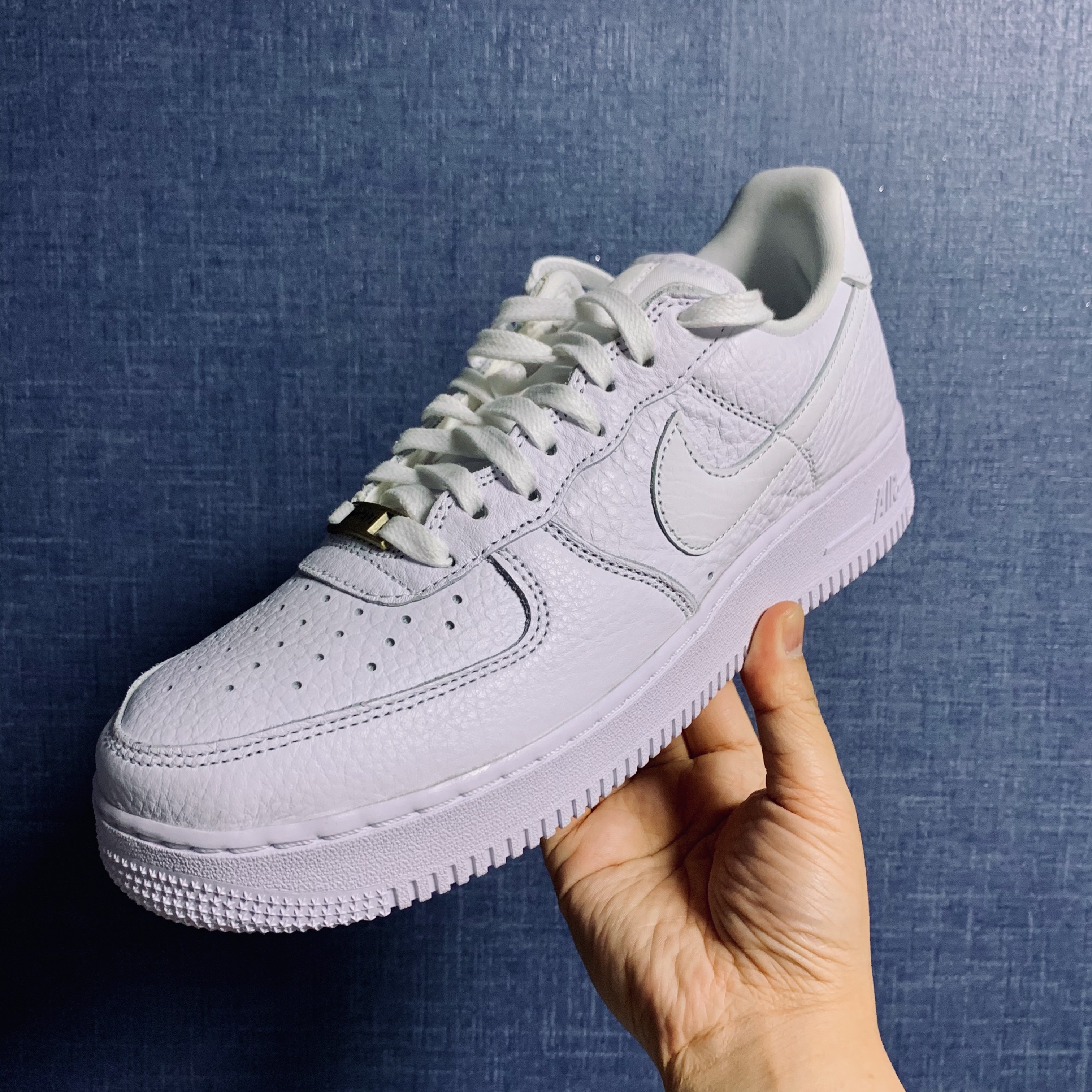 Nike Air Force 1 '07 Craft Triple White 착용 스타일 - 1