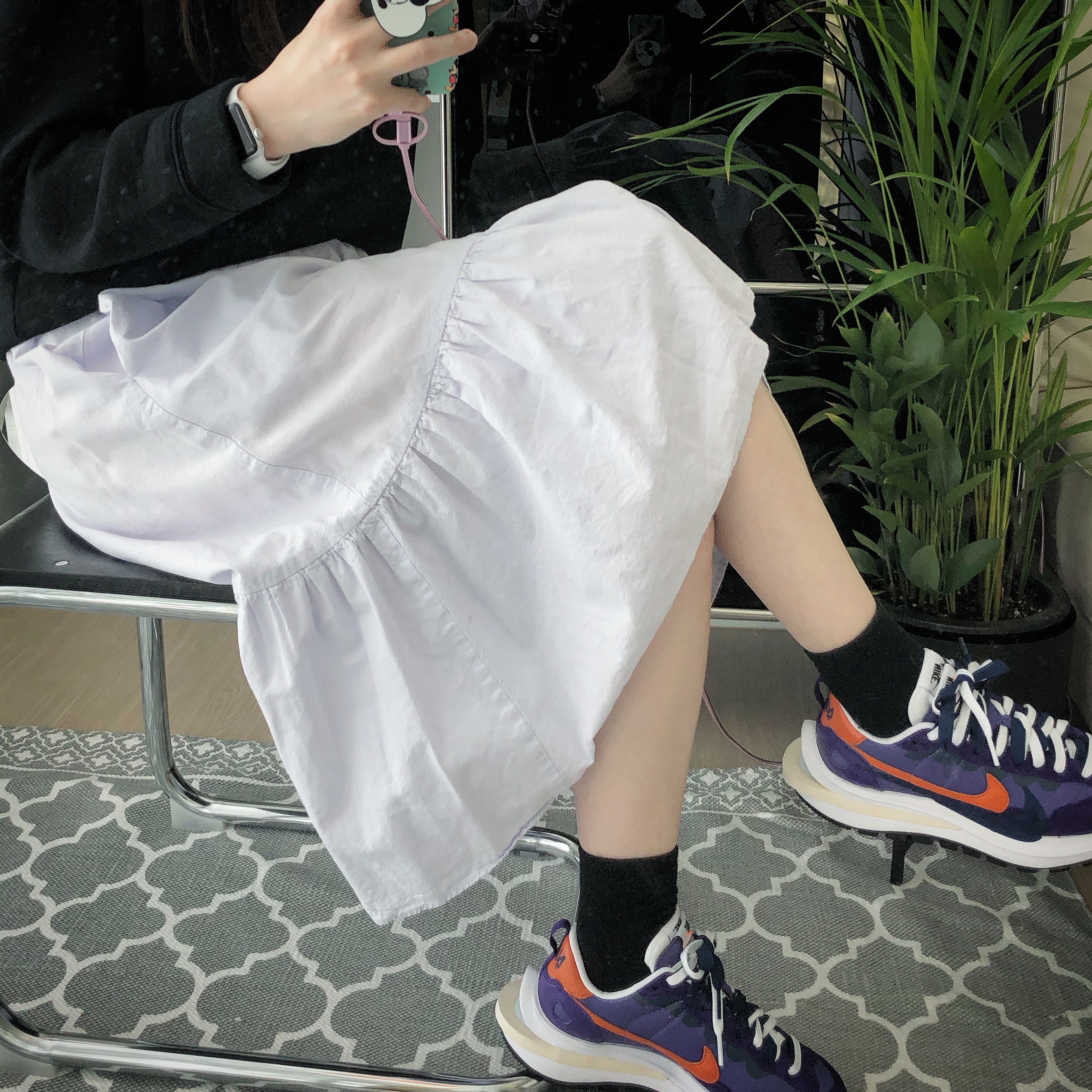 Nike x Sacai VaporWaffle Dark Iris 착용 스타일 - 1