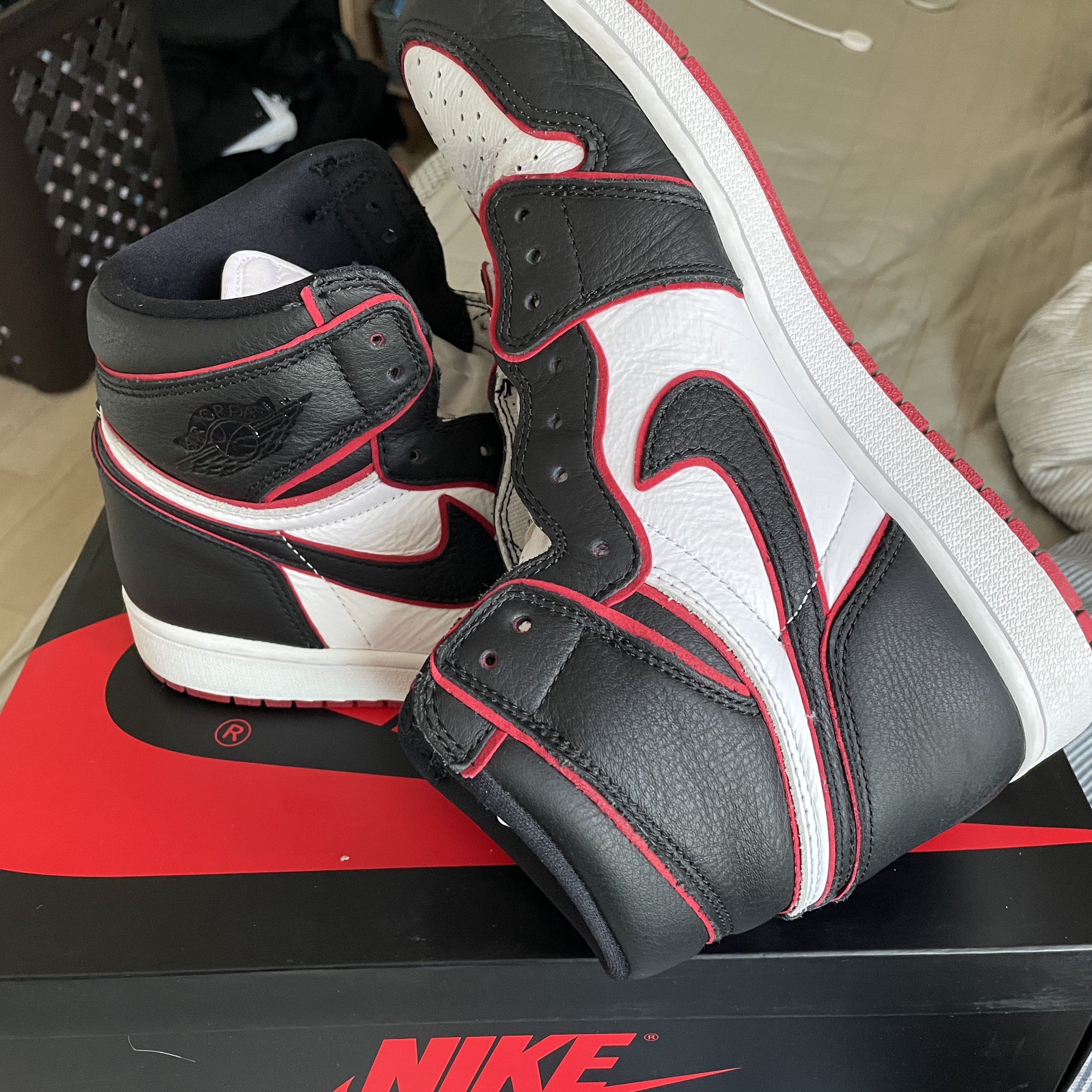 Jordan 1 Retro High OG Bloodline 착용 스타일