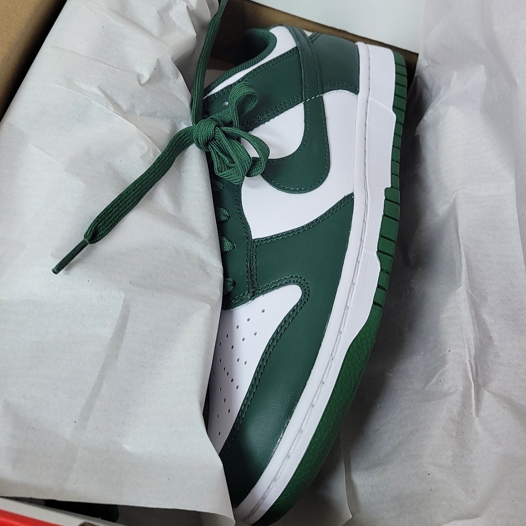 Nike Dunk Low Retro Varsity Green 착용 스타일 - 1