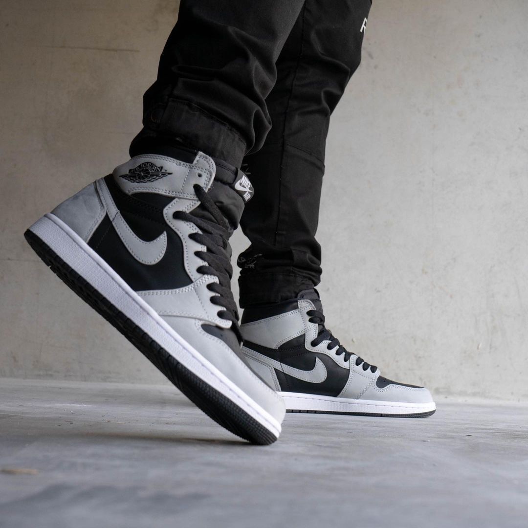 Jordan 1 Retro High OG Shadow 2.0 착용 스타일 - 5
