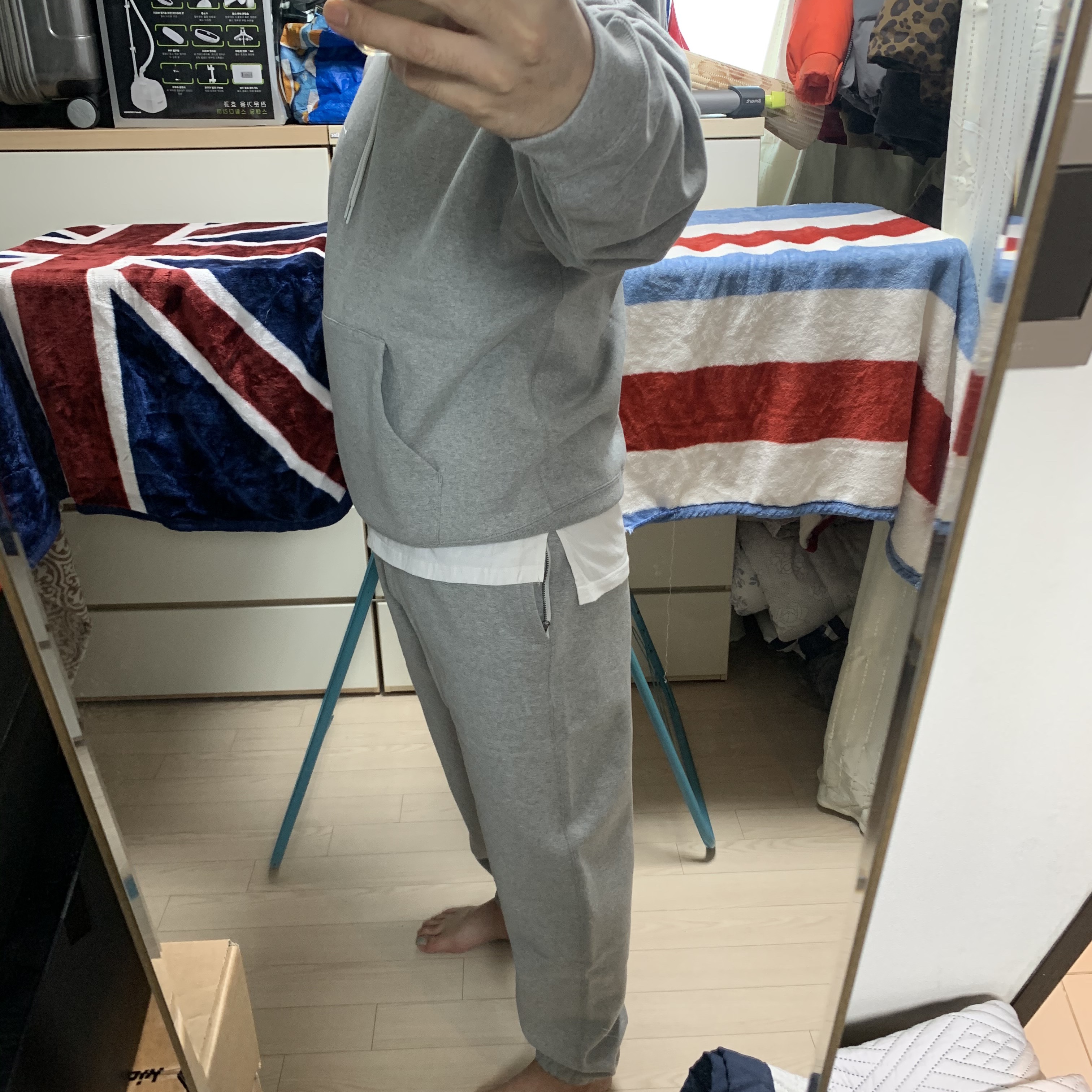 Nike NRG Solo Swoosh Fleece Pants Dark Grey Heather - Asia, Nike NRG Solo Swoosh Fleece Hoodie Dark Grey Heather - US/EU 착용 스타일 - 2