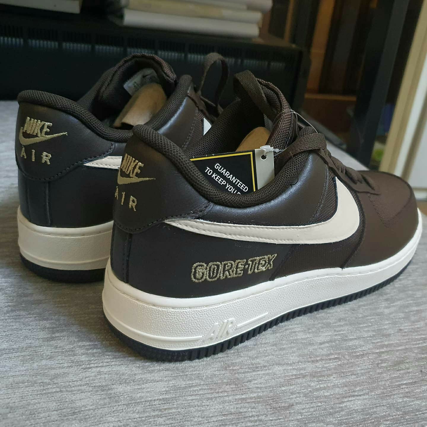 Nike Air Force 1 Low Gore-Tex Baroque Brown 착용 스타일 - 2