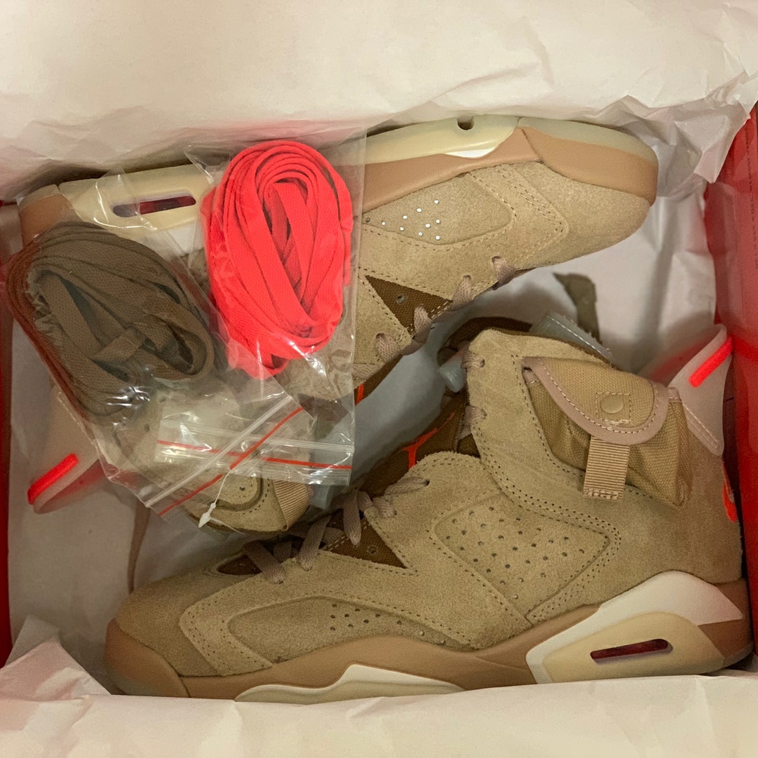 Jordan 6 x Travis Scott Retro SP British Khaki 착용 스타일 - 4