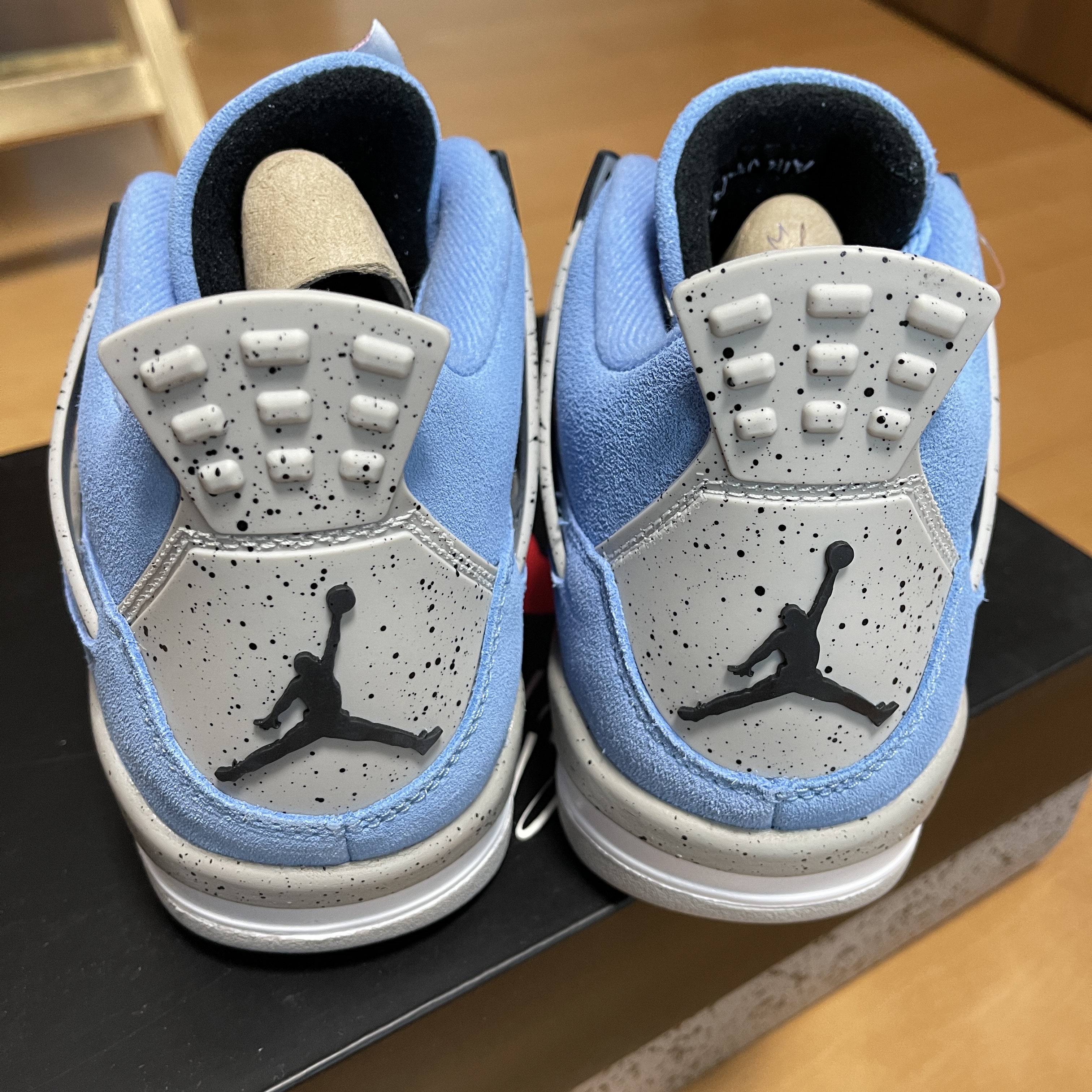 (GS) Jordan 4 Retro University Blue 착용 스타일 - 2