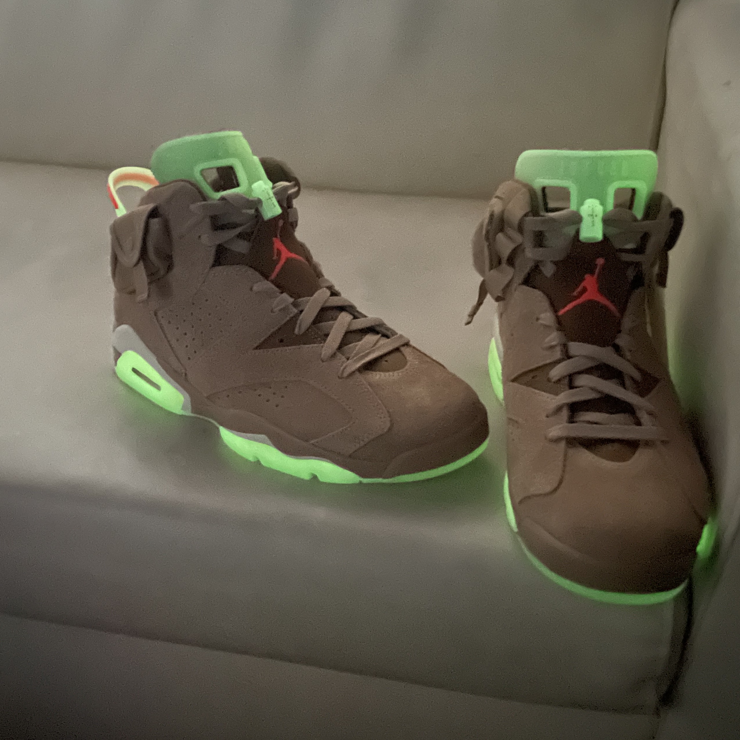 Jordan 6 x Travis Scott Retro SP British Khaki 착용 스타일 - 2