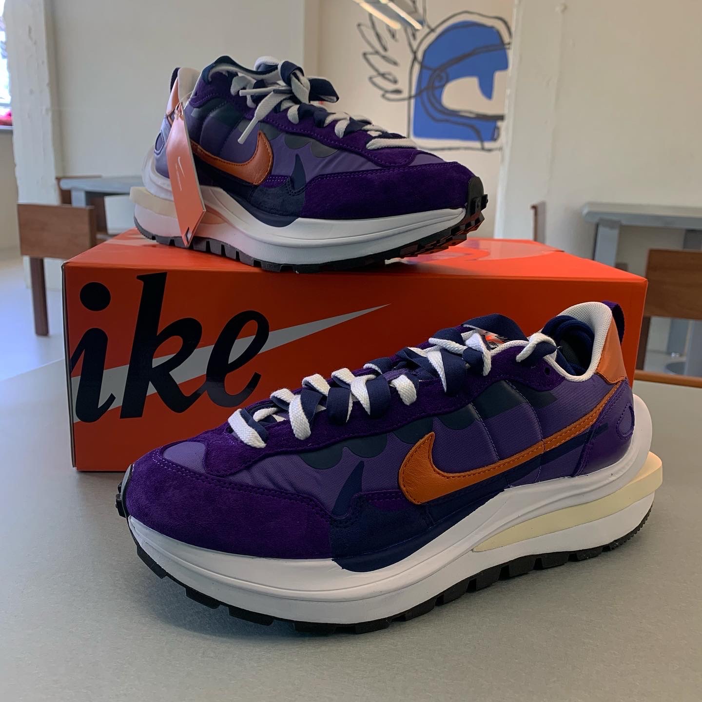 Nike x Sacai VaporWaffle Dark Iris 착용 스타일 - 1