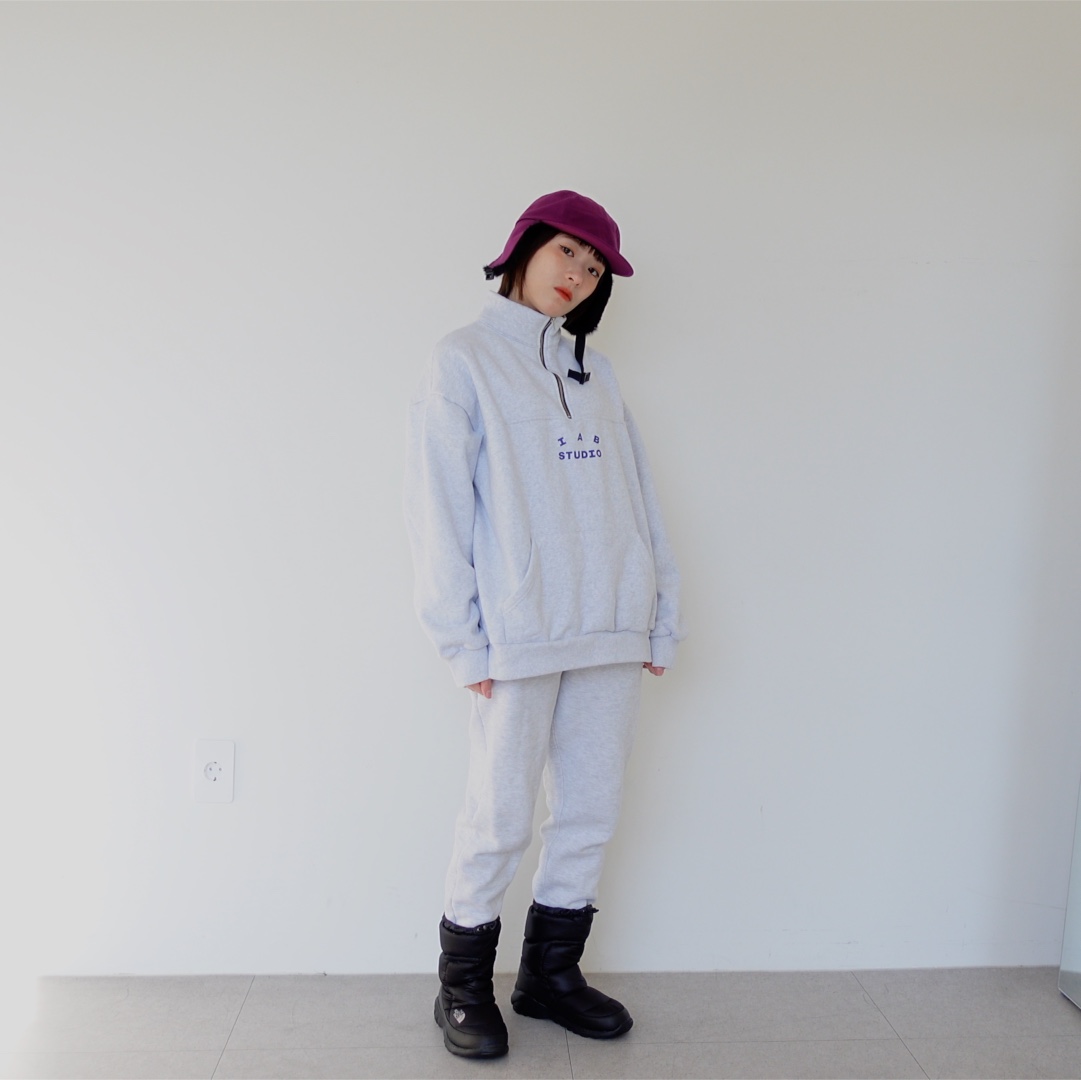 IAB Studio Half Zip Pullover Light Gray, IAB Studio Sweatpants Light Gray - 19FW 착용 스타일 - 2
