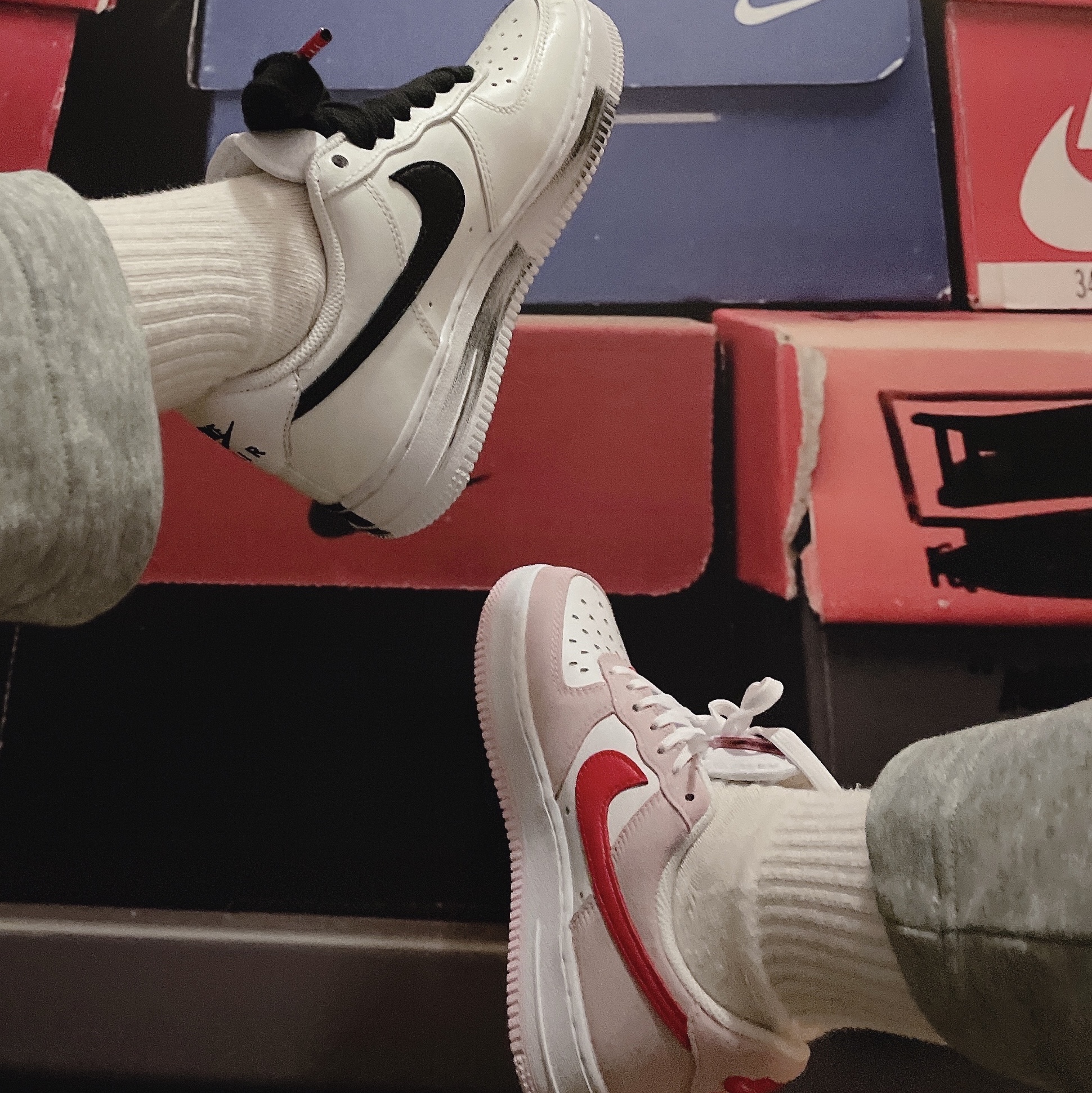 Nike x Peaceminusone Air Force 1 Low Para-Noise 2.0, Nike Air Force 1 '07 QS Valentine's Day 착용 스타일