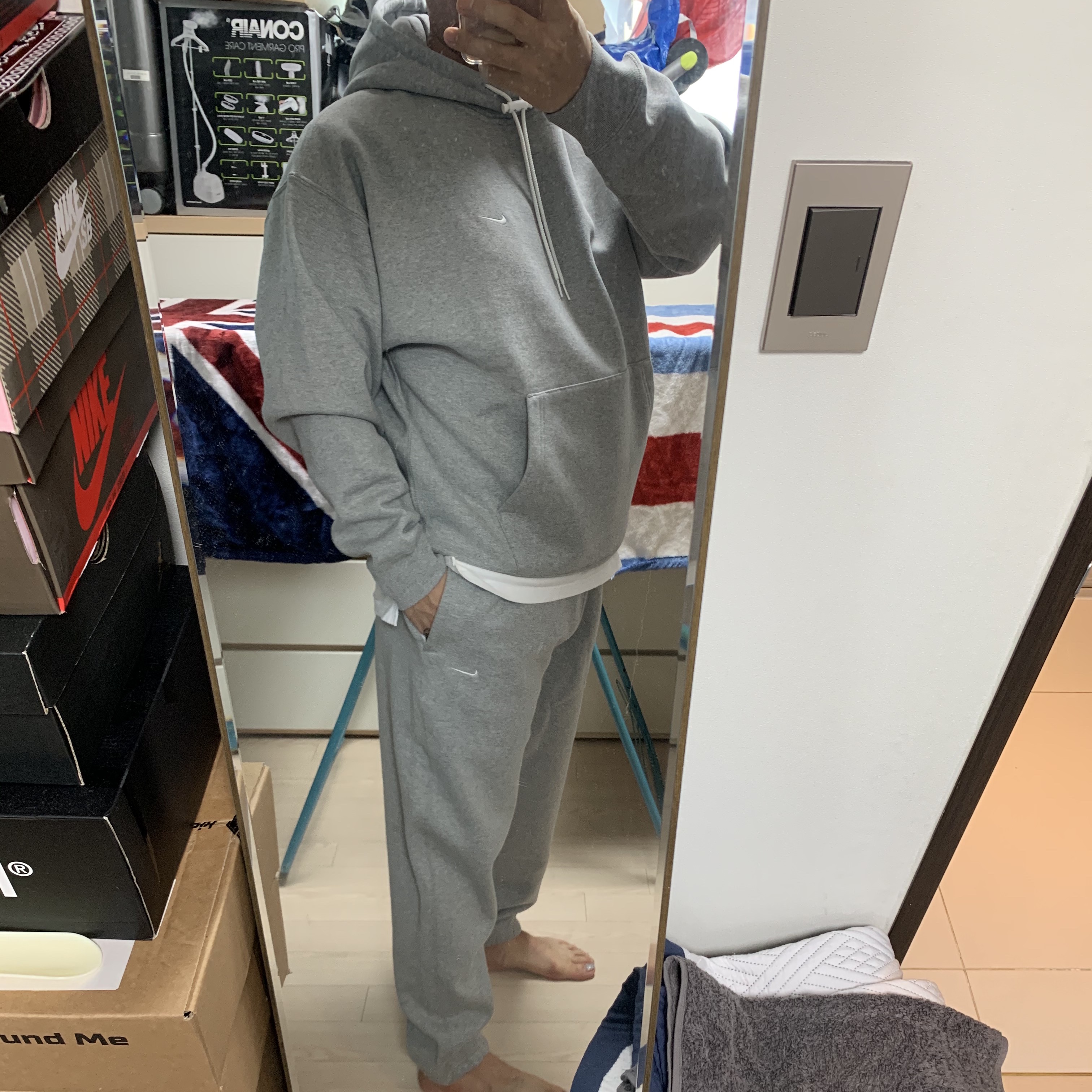 Nike NRG Solo Swoosh Fleece Pants Dark Grey Heather - Asia, Nike NRG Solo Swoosh Fleece Hoodie Dark Grey Heather - US/EU 착용 스타일 - 3