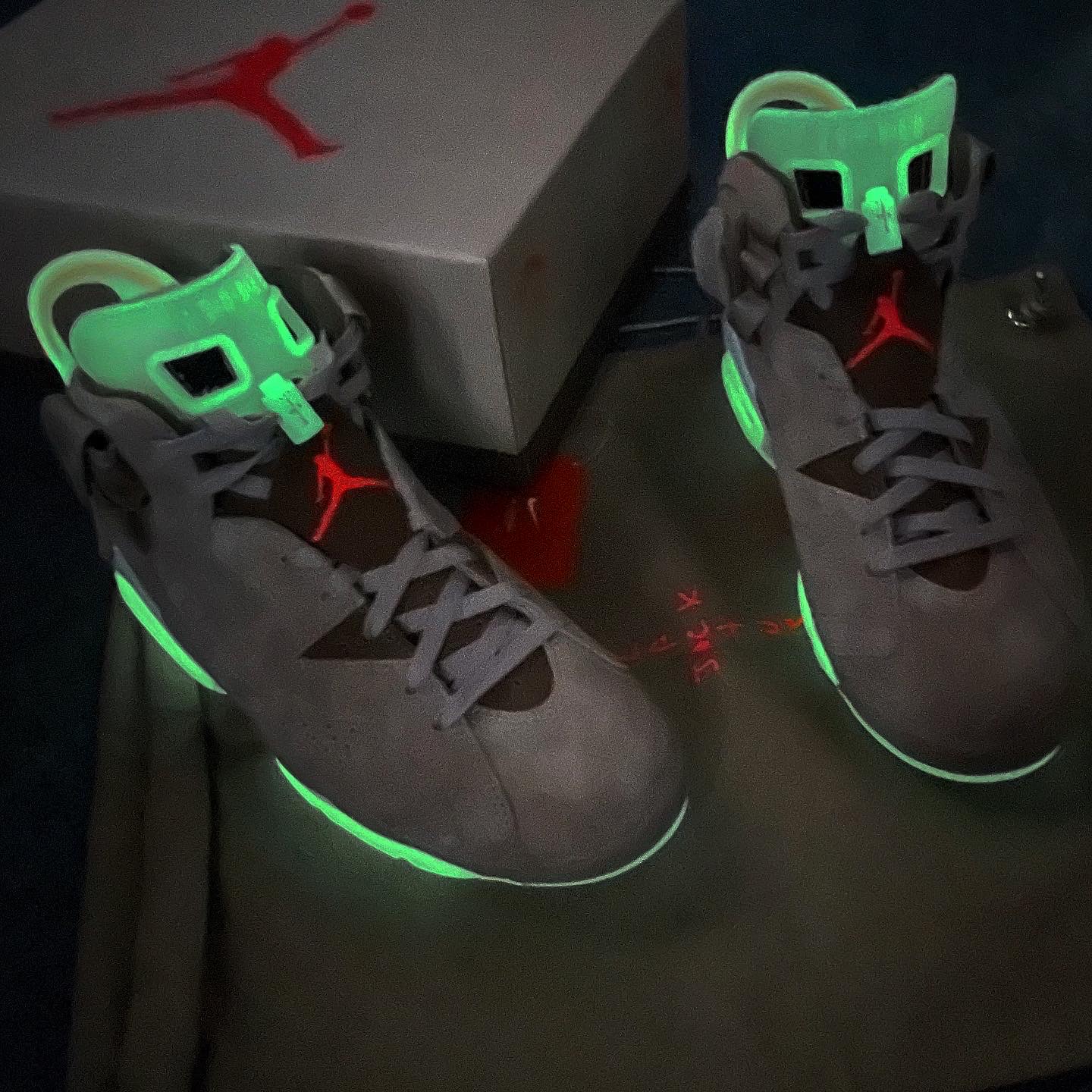 Jordan 6 x Travis Scott Retro SP British Khaki 착용 스타일 - 1