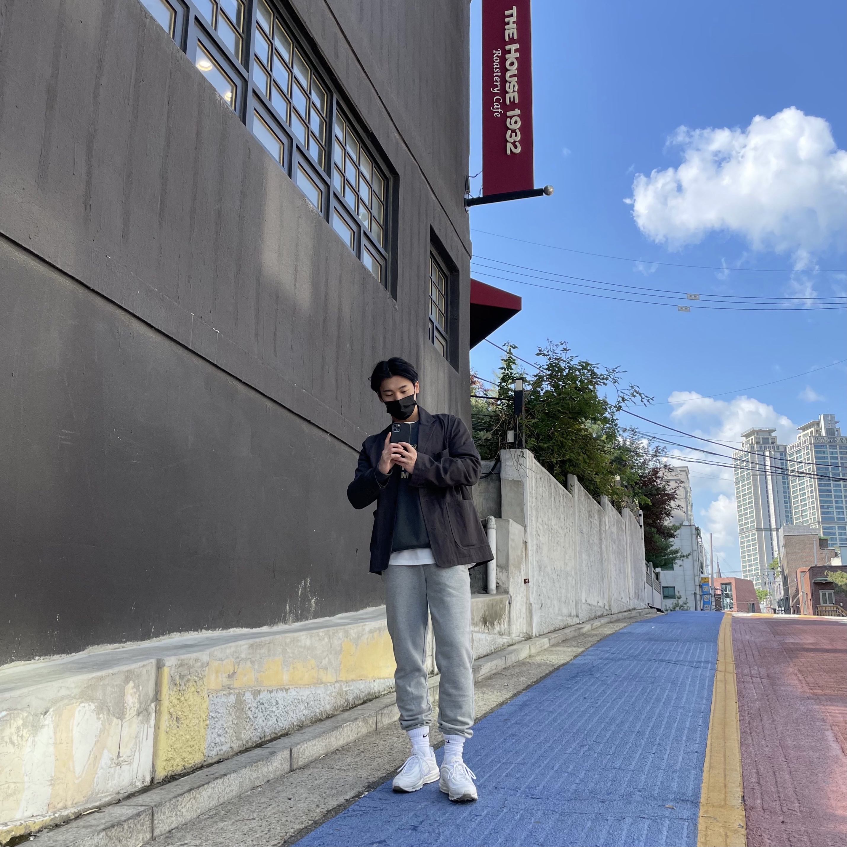 (W) Nike Air Max 97 White Pure Platinum 착용 스타일 - 3