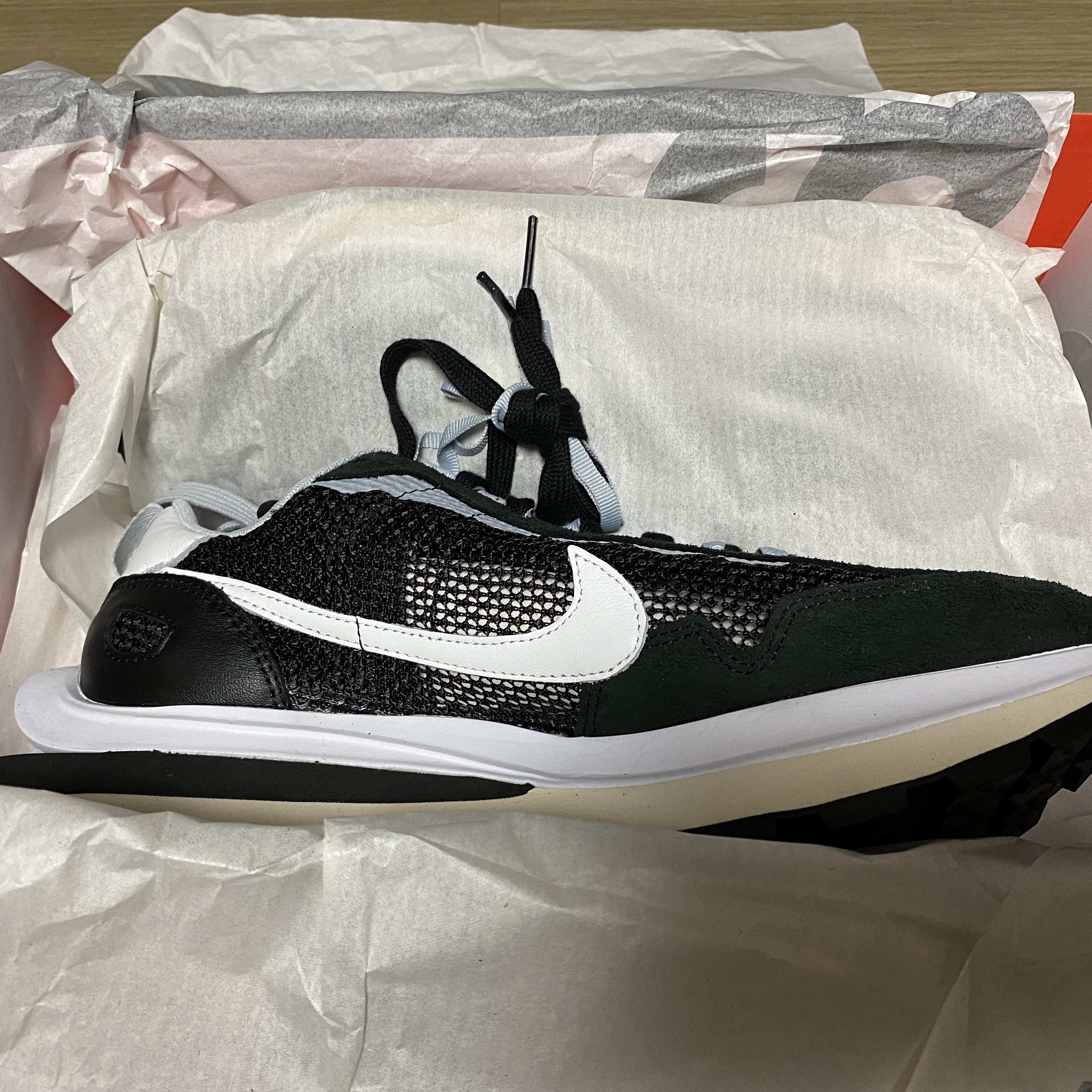Nike x Sacai VaporWaffle Black White 착용 스타일 - 1