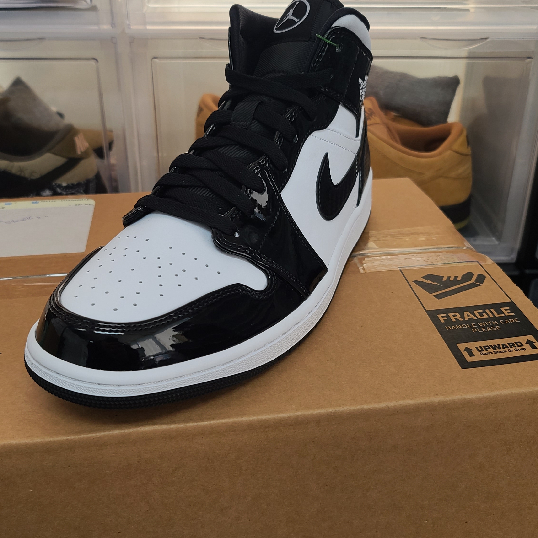 Jordan 1 Mid SE ASW Black 착용 스타일 - 1