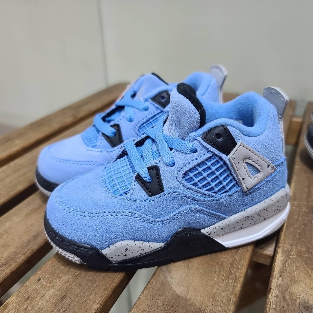 (TD) Jordan 4 Retro University Blue 착용 스타일 - 1