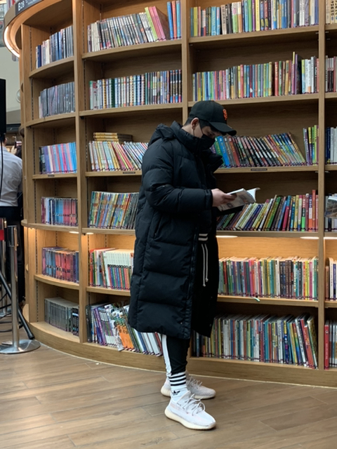 KREAM 프로필 이미지