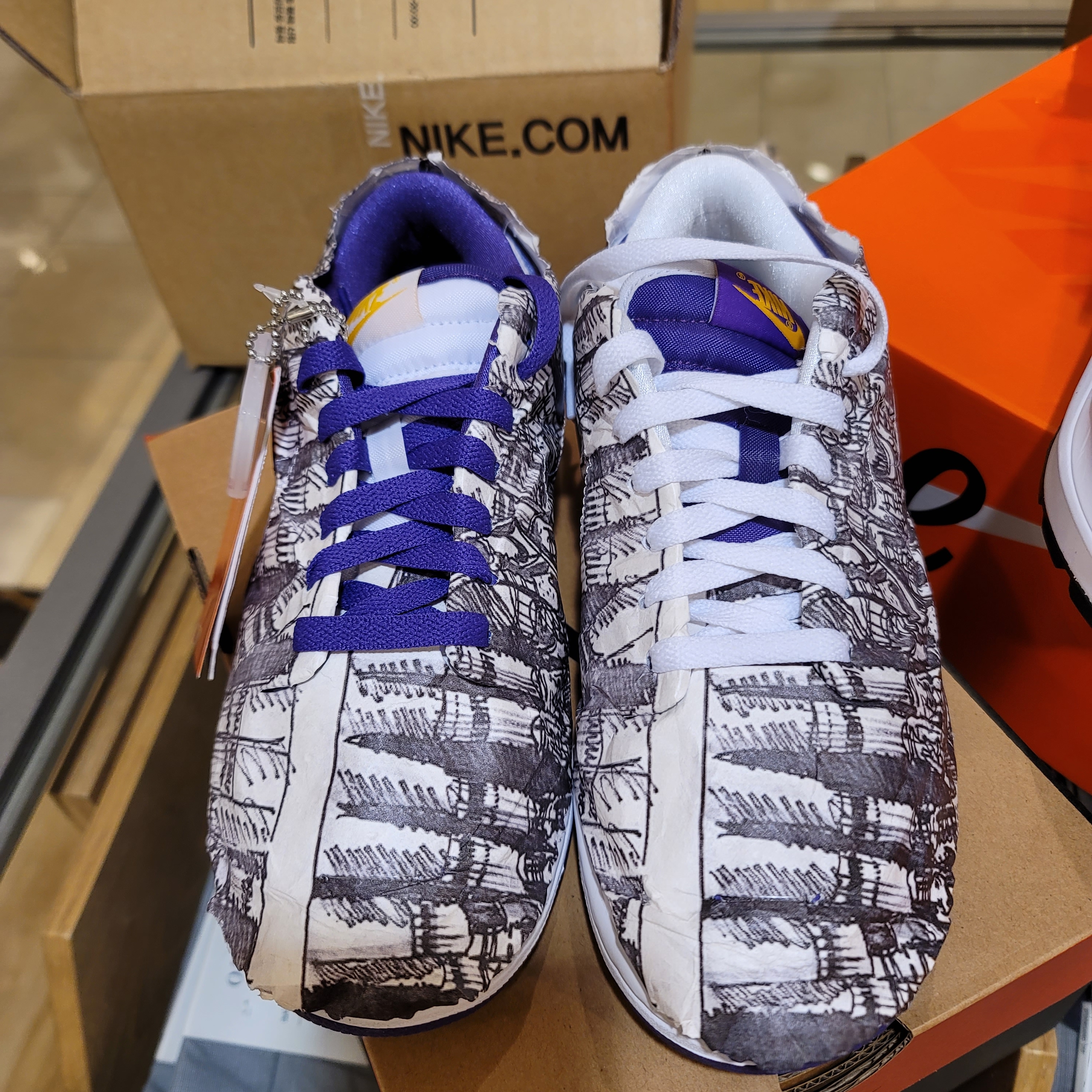 (W) Nike Dunk Low SE Flip, Nike x Sacai VaporWaffle Dark Iris 착용 스타일 - 1