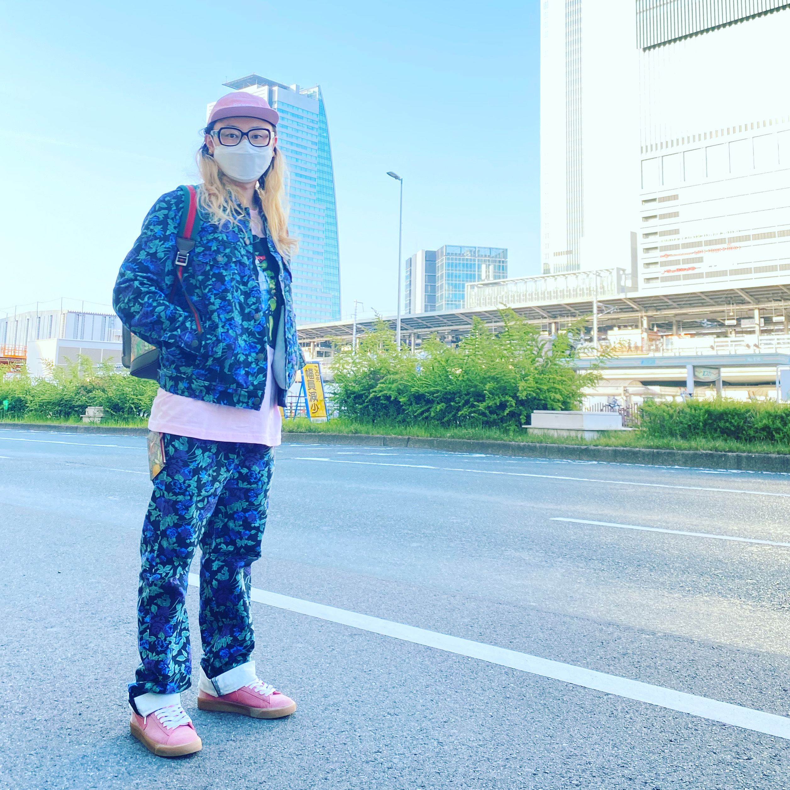 Nike x Supreme SB Blazer Low GT Desert Bloom, Supreme Raphael T-Shirt Light Pink - 21SS 착용 스타일