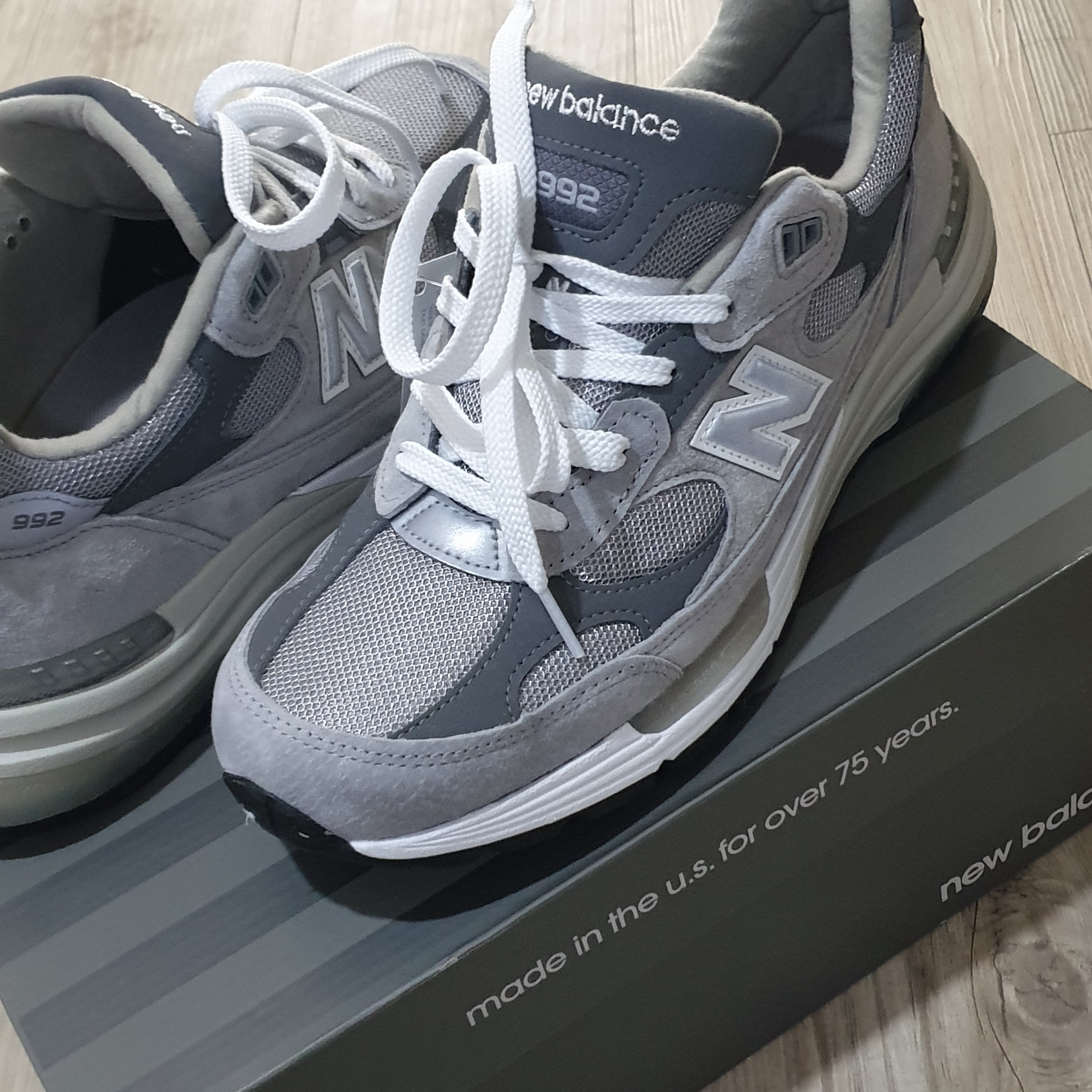 New Balance 992 Made in USA Grey - D Standard 착용 스타일 - 1