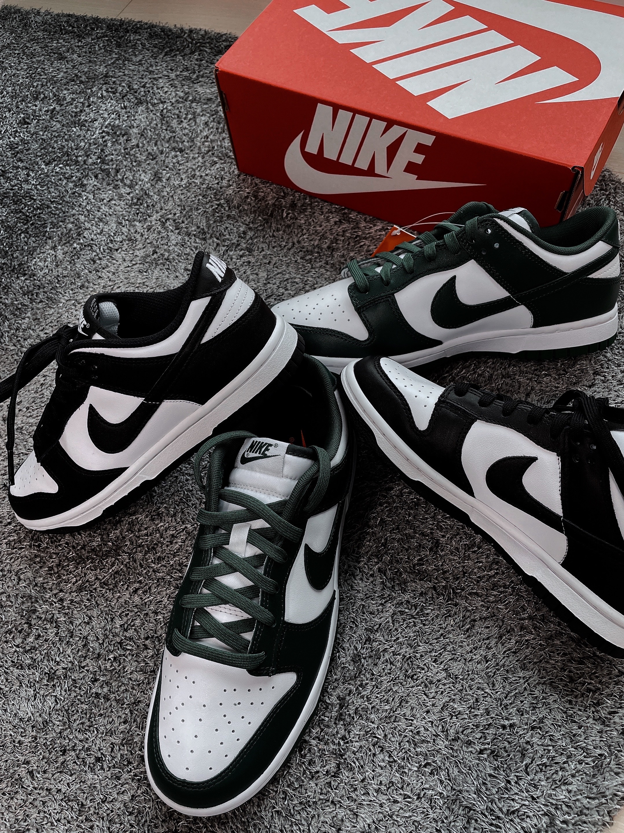 (W) Nike Dunk Low Black, Nike Dunk Low Retro Varsity Green 착용 스타일
