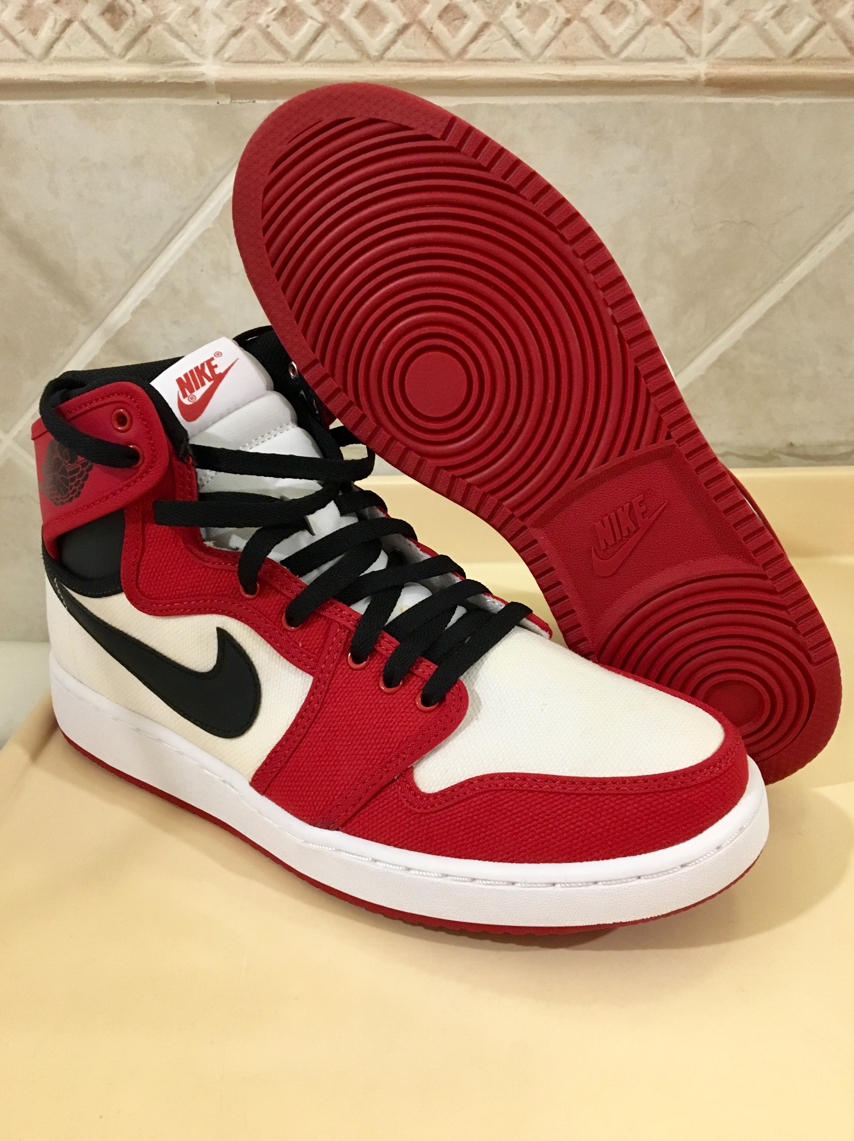 Jordan 1 KO High OG Chicago 착용 스타일