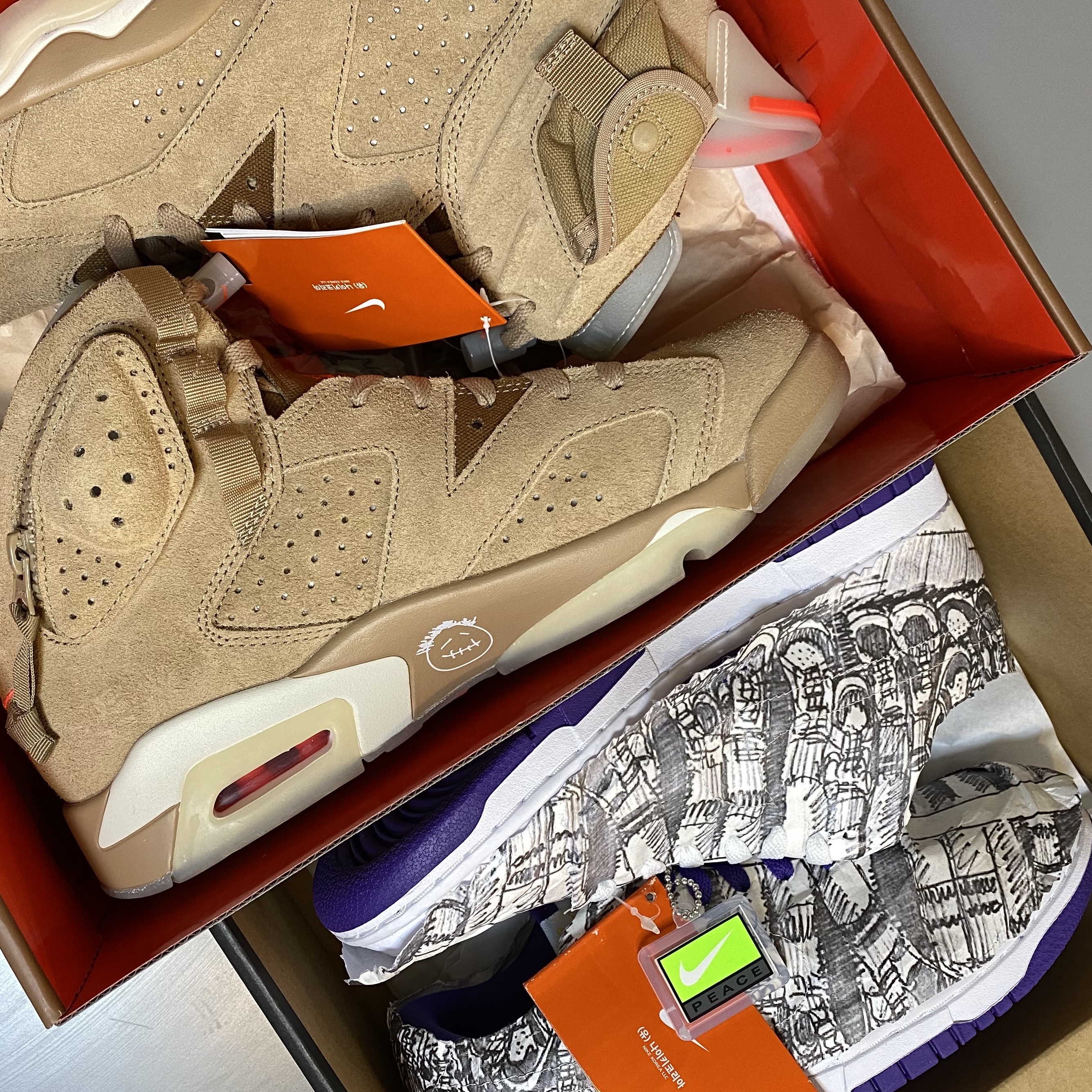 Jordan 6 x Travis Scott Retro SP British Khaki, (W) Nike Dunk Low SE Flip 착용 스타일