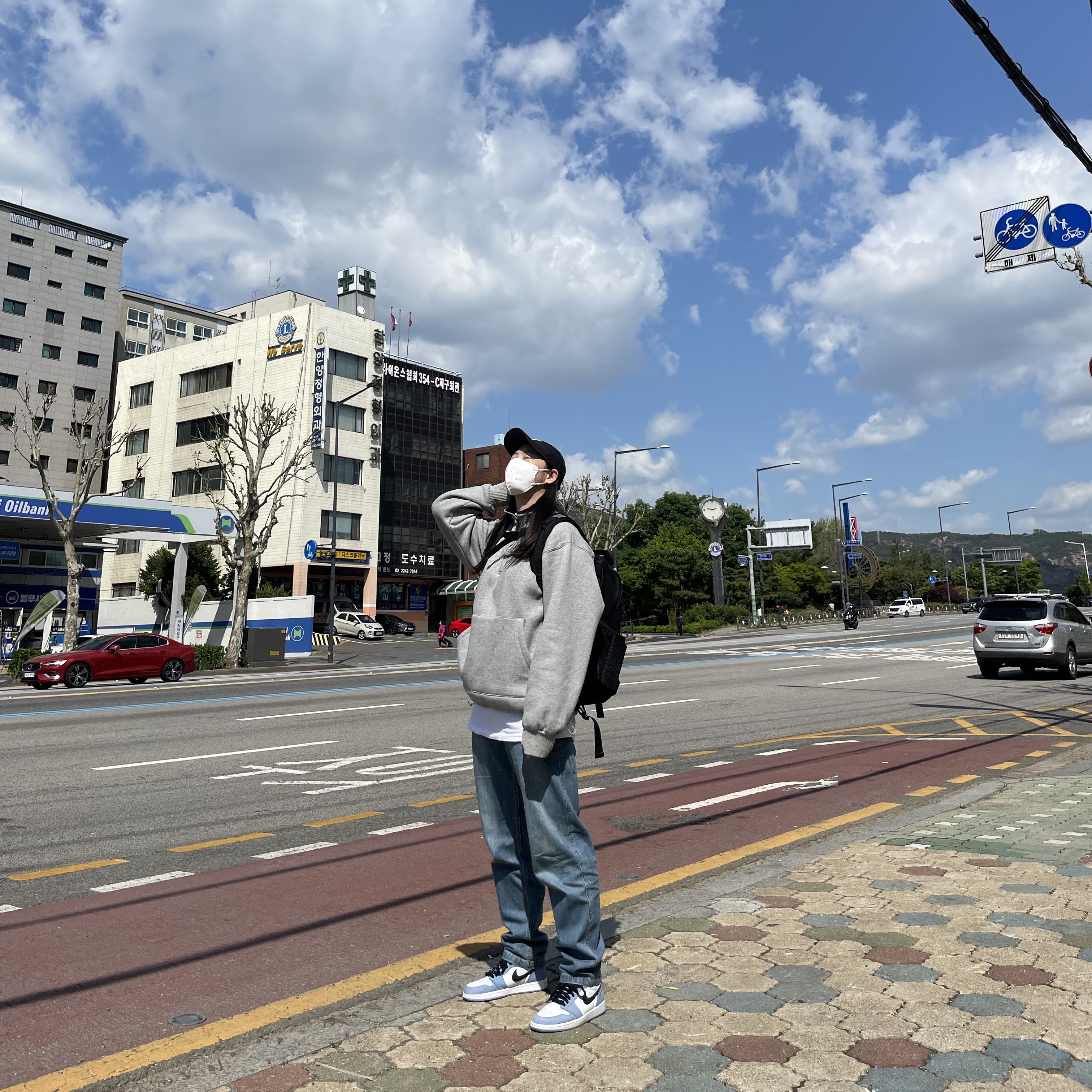 Jordan 1 Retro High OG University Blue 착용 스타일