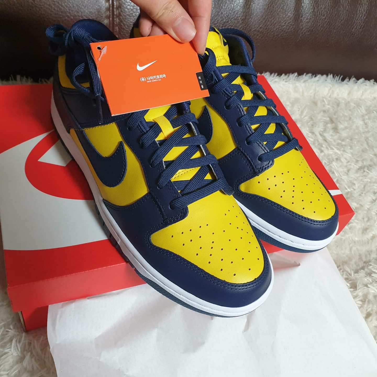 Nike Dunk Low Retro Varsity Maize 착용 스타일 - 2