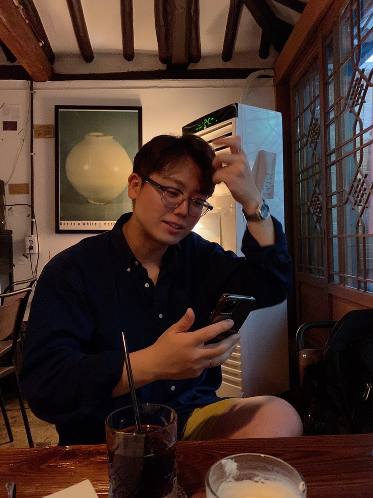 KREAM 프로필 이미지