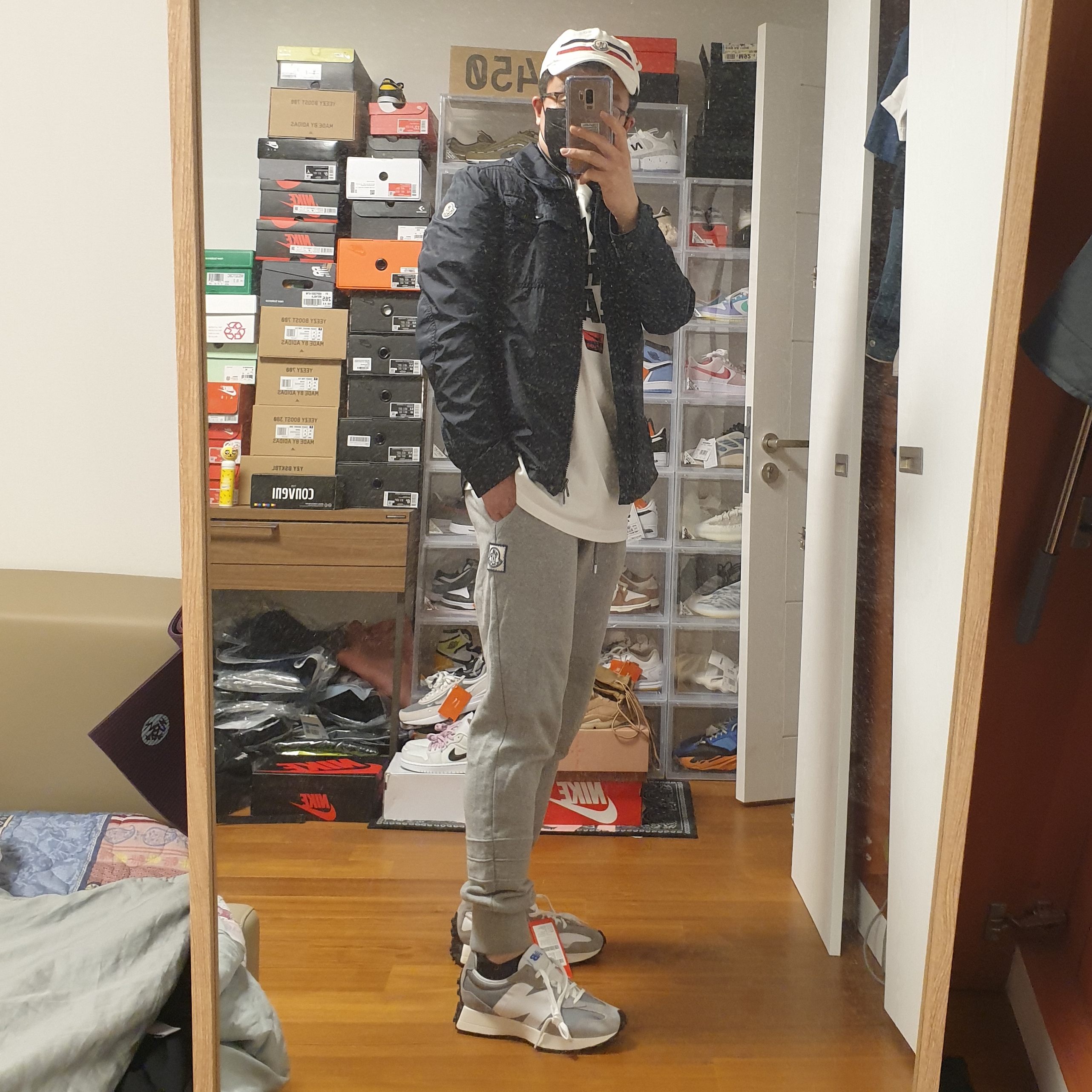 New Balance 327 Grey, Nike x Stussy Increase The Peace T-Shirt - Asia 착용 스타일 - 4