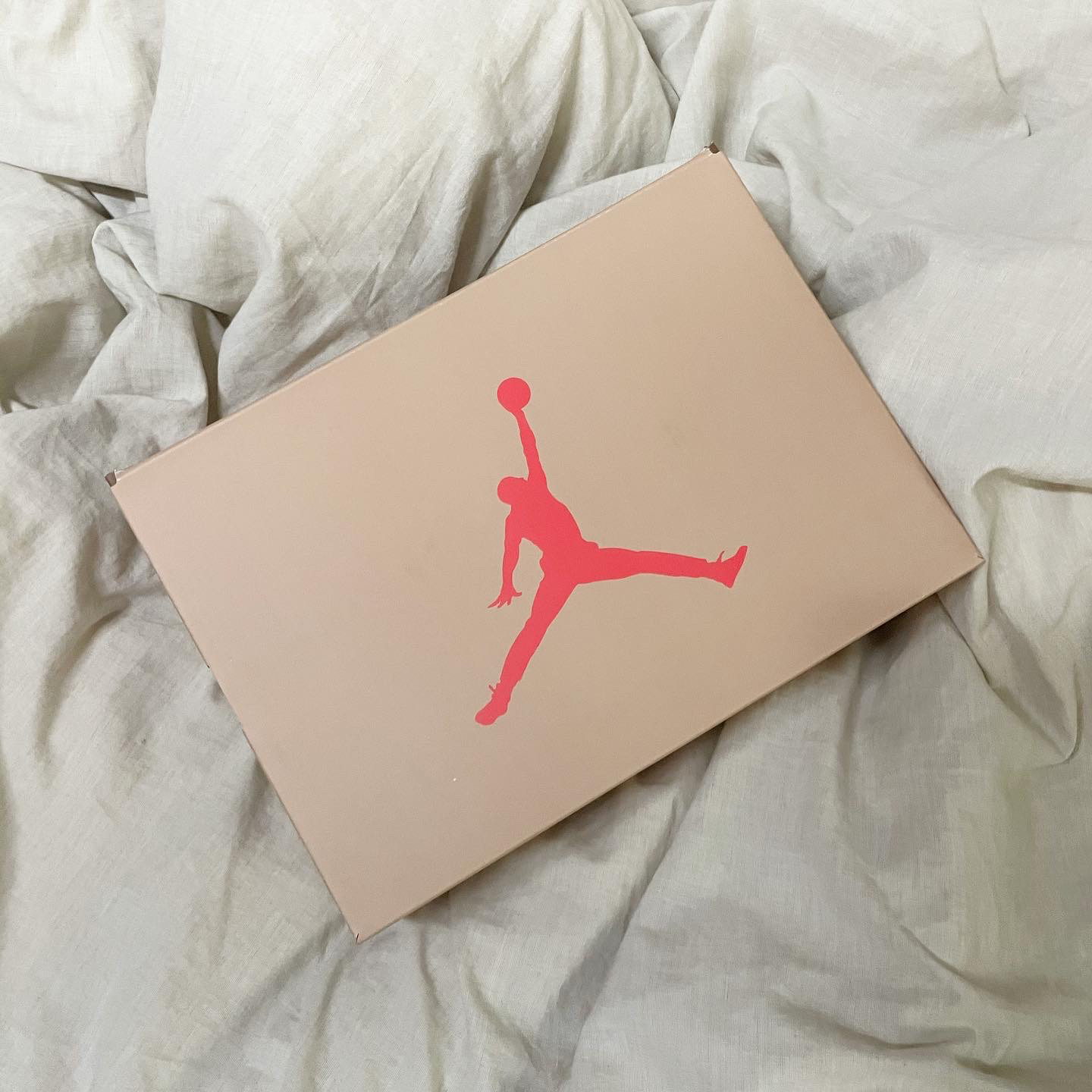 Jordan 6 x Travis Scott Retro SP British Khaki 착용 스타일 - 4