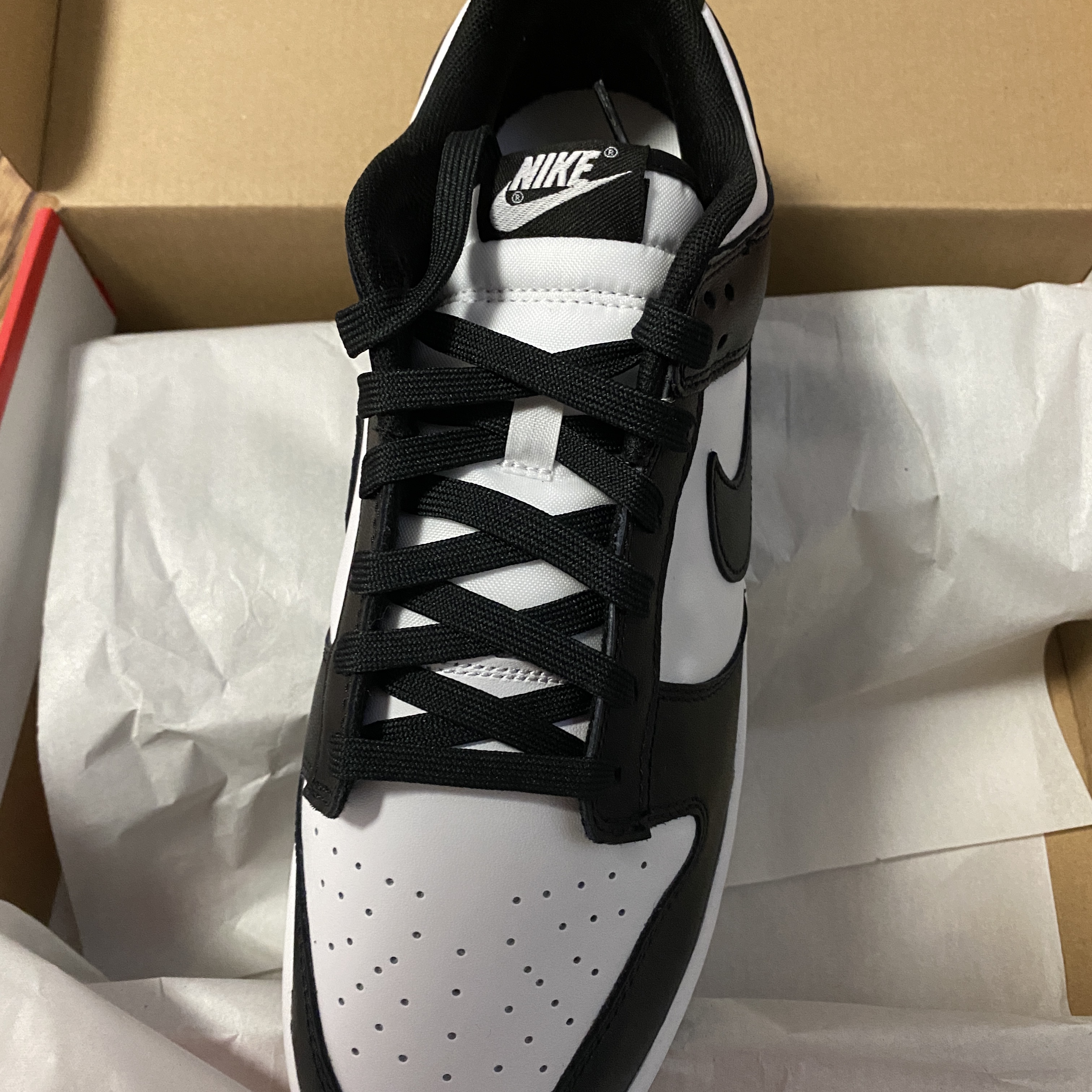 Nike Dunk Low Retro Black 착용 스타일 - 1