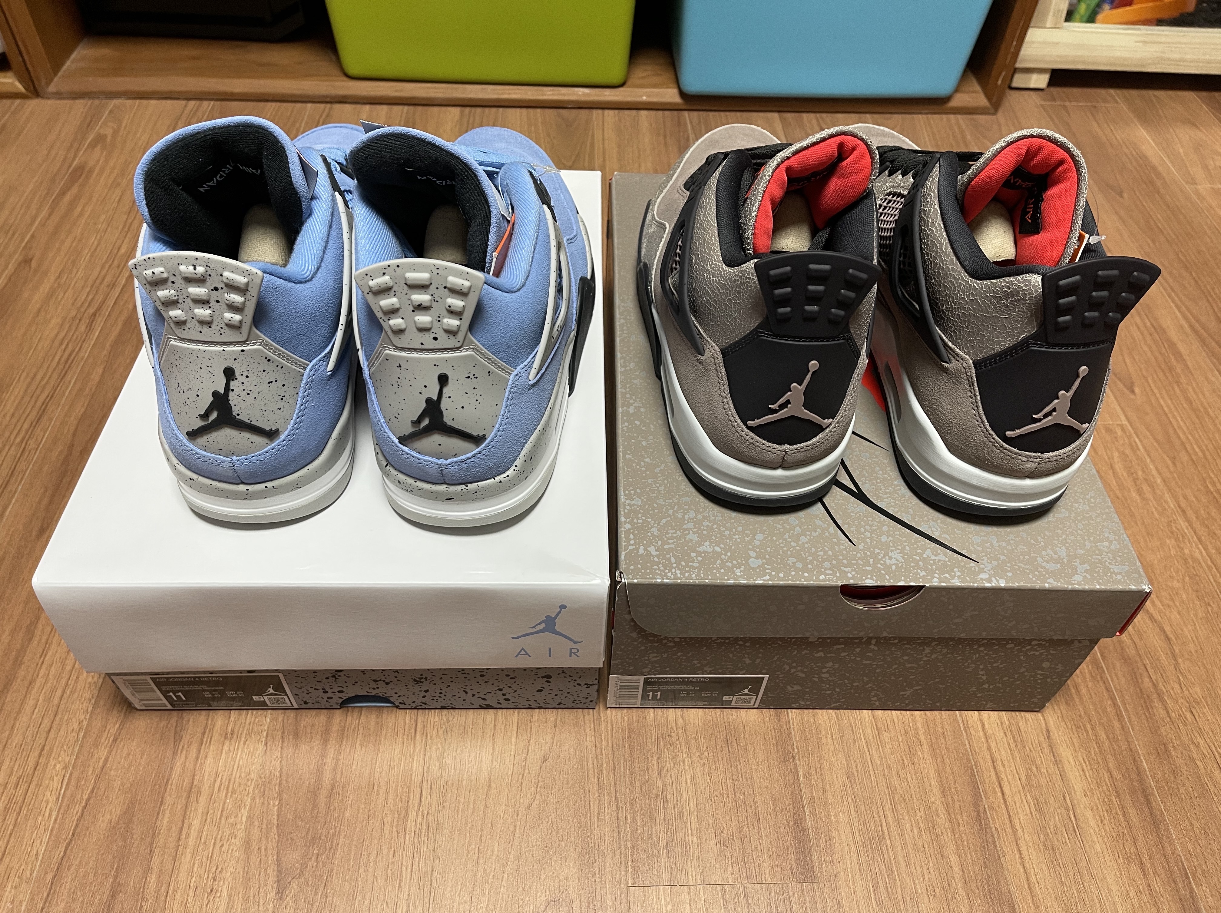 Jordan 4 Retro University Blue, Jordan 4 Retro Taupe Haze 착용 스타일 - 3