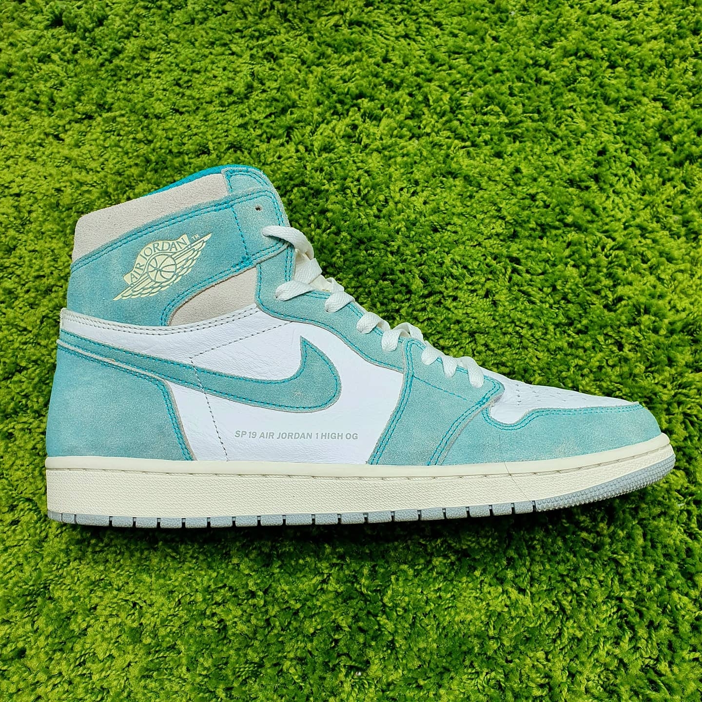 Jordan 1 Retro High OG Turbo Green 착용 스타일