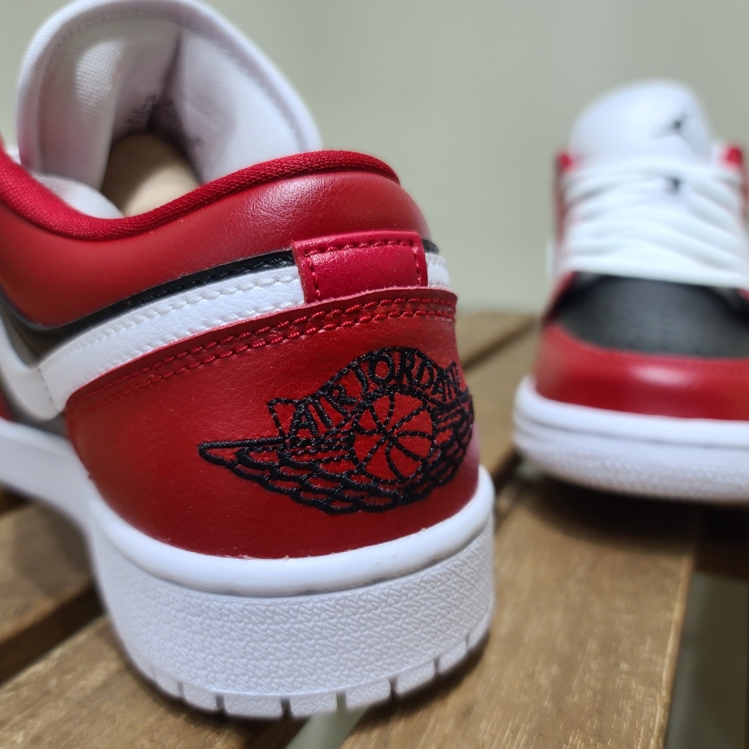 (W) Jordan 1 Low Chicago Flip 착용 스타일 - 2