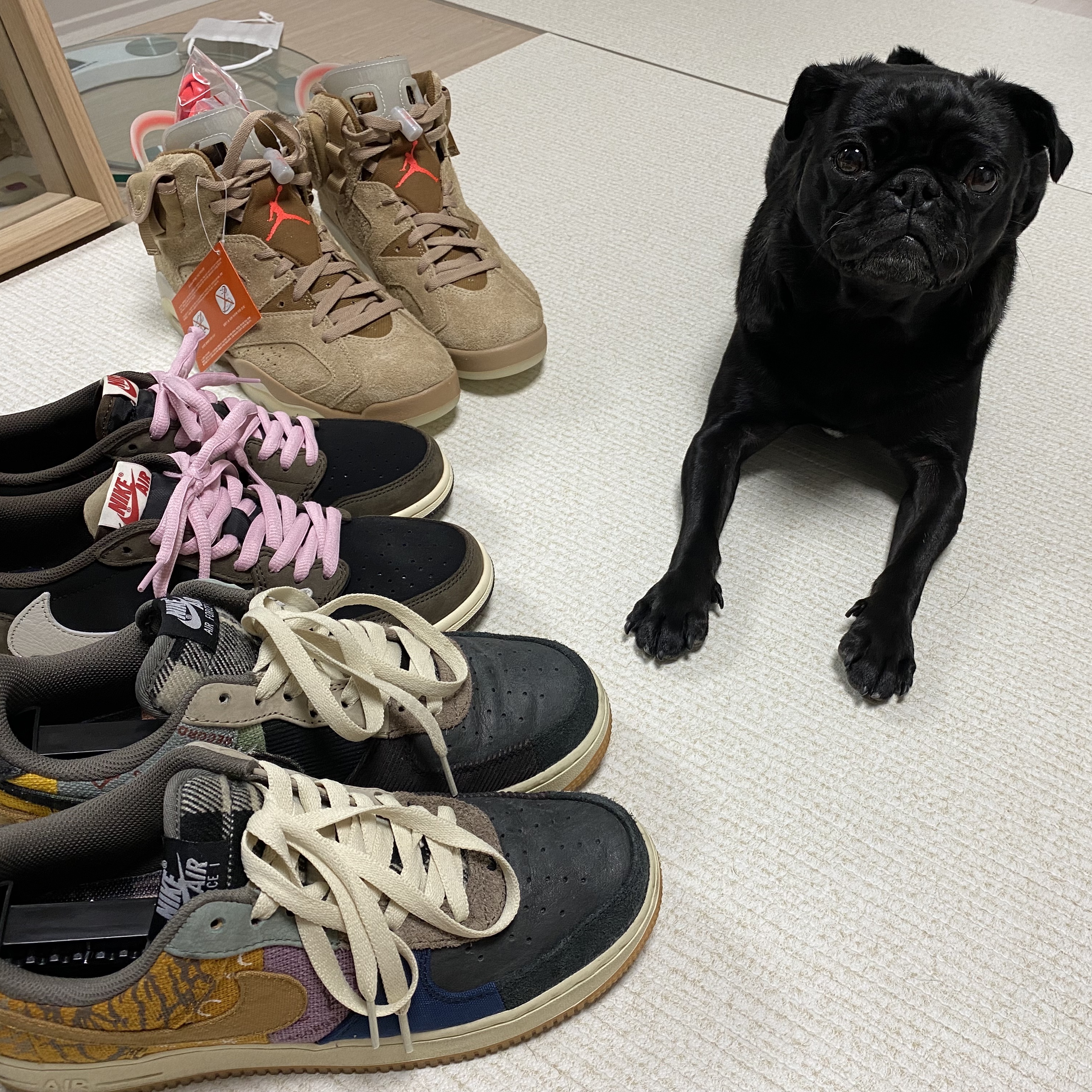 Nike x Travis Scott Air Force 1 Low Cactus Jack, Jordan 6 x Travis Scott Retro SP British Khaki 착용 스타일 - 3