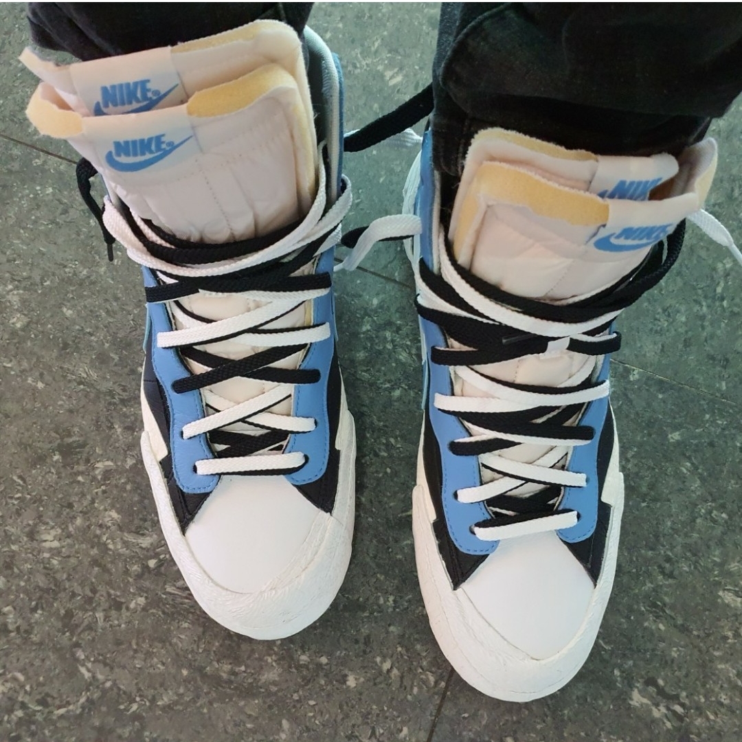 Nike x Sacai Blazer Mid White Black Legend Blue 착용 스타일 - 1