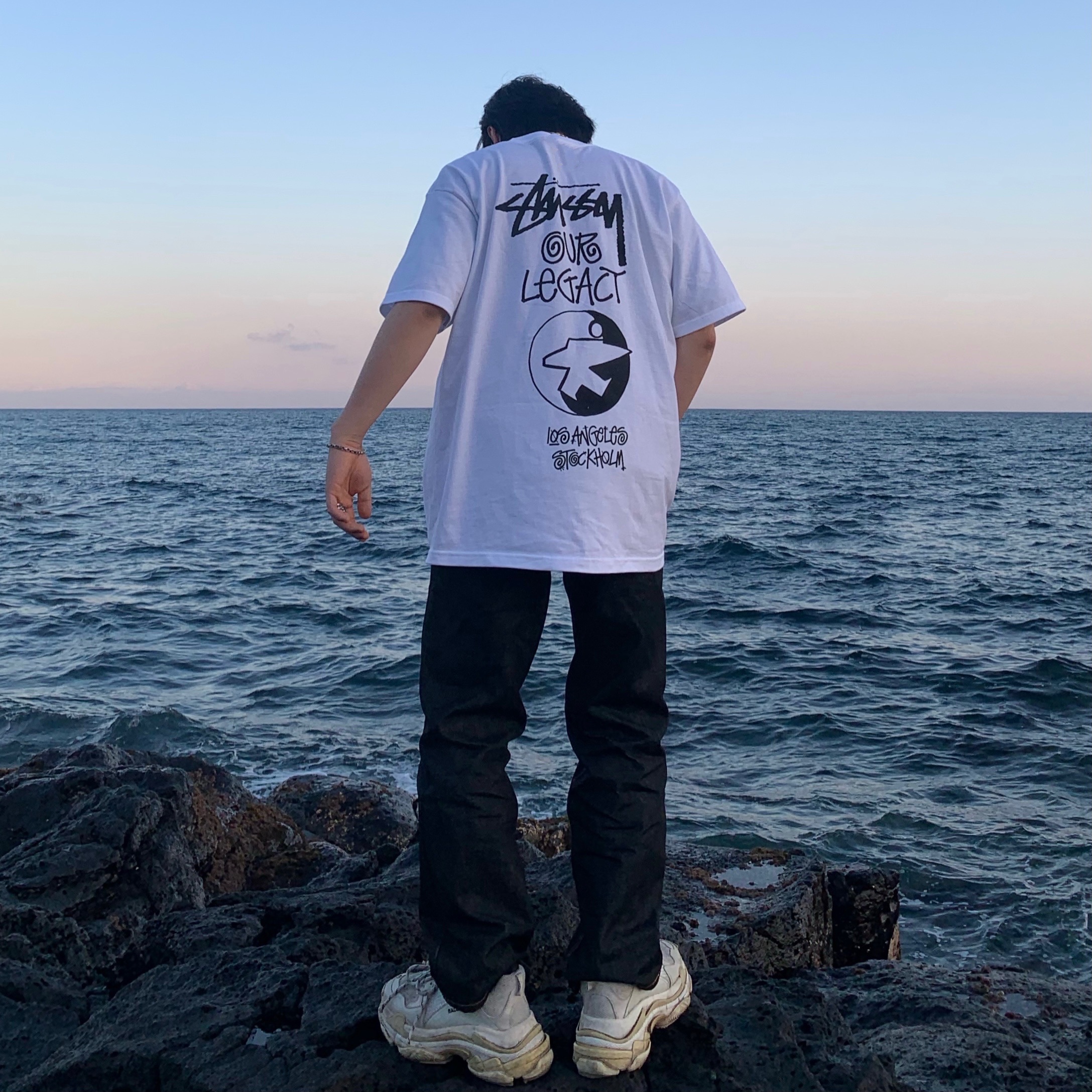 Stussy x Our Legacy Surfman T-Shirt White - 21SS, Balenciaga Triple S White 2018 착용 스타일 - 1