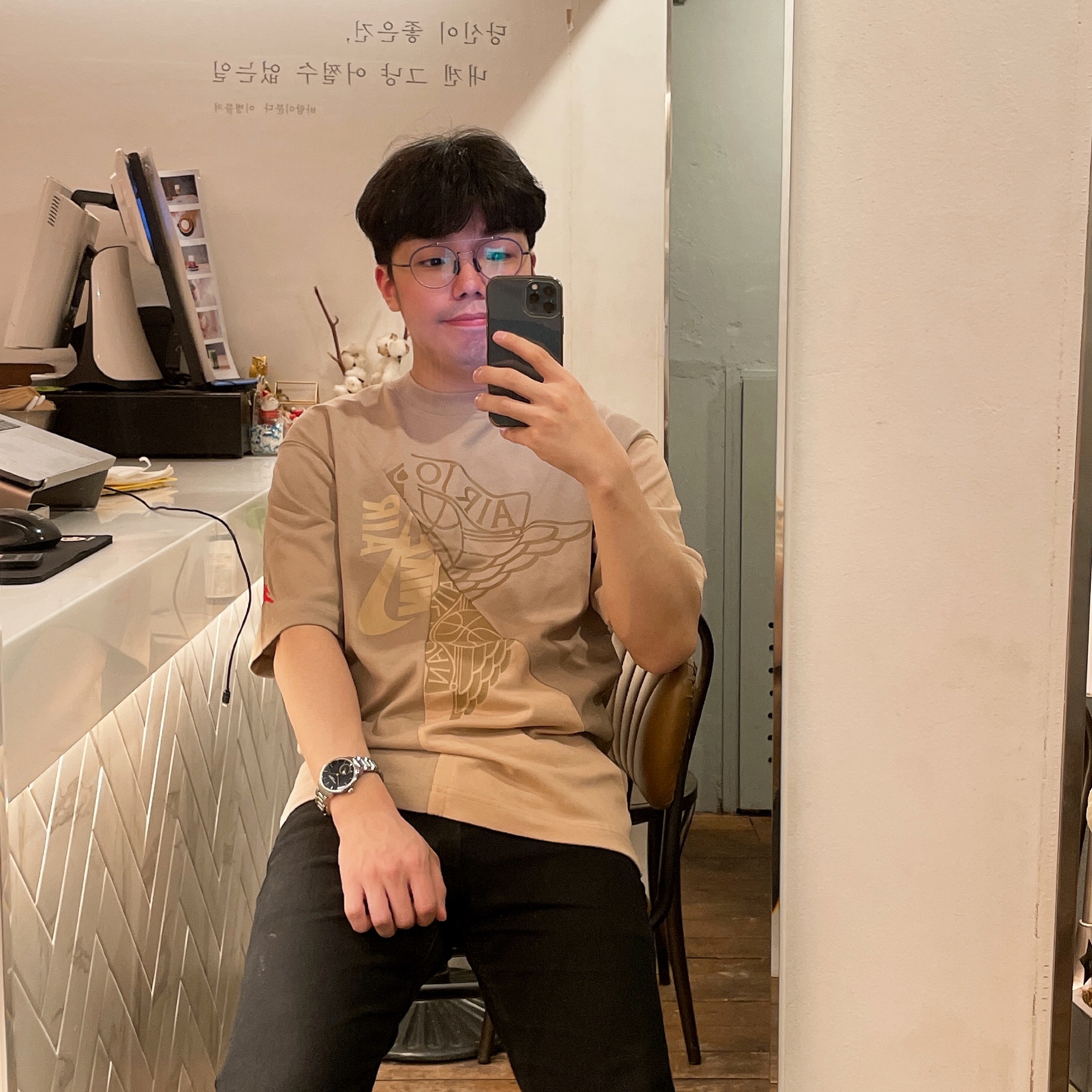 Jordan x Travis Scott S/S Top - Asia 착용 스타일 - 2