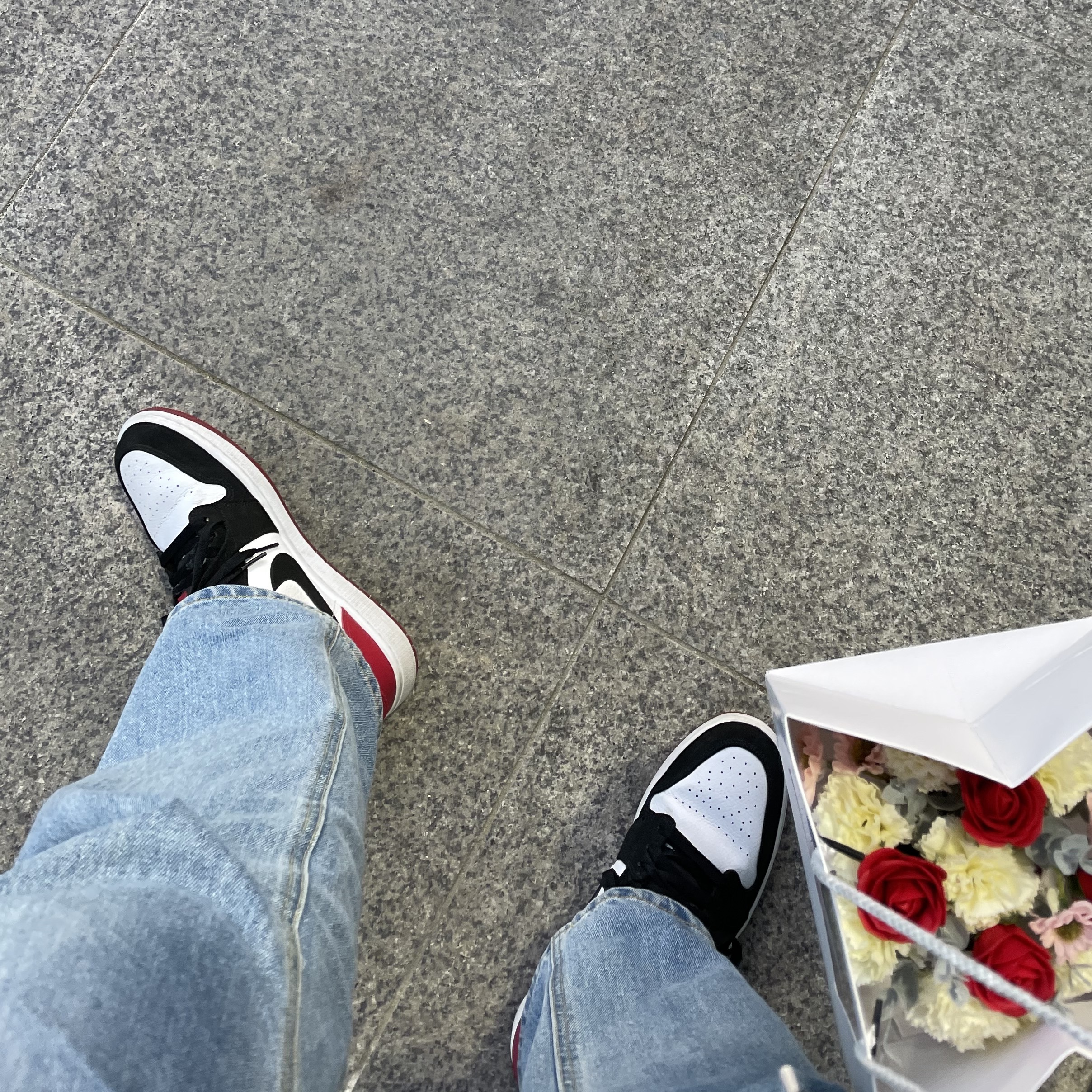 Jordan 1 Low Black Toe 착용 스타일 - 1