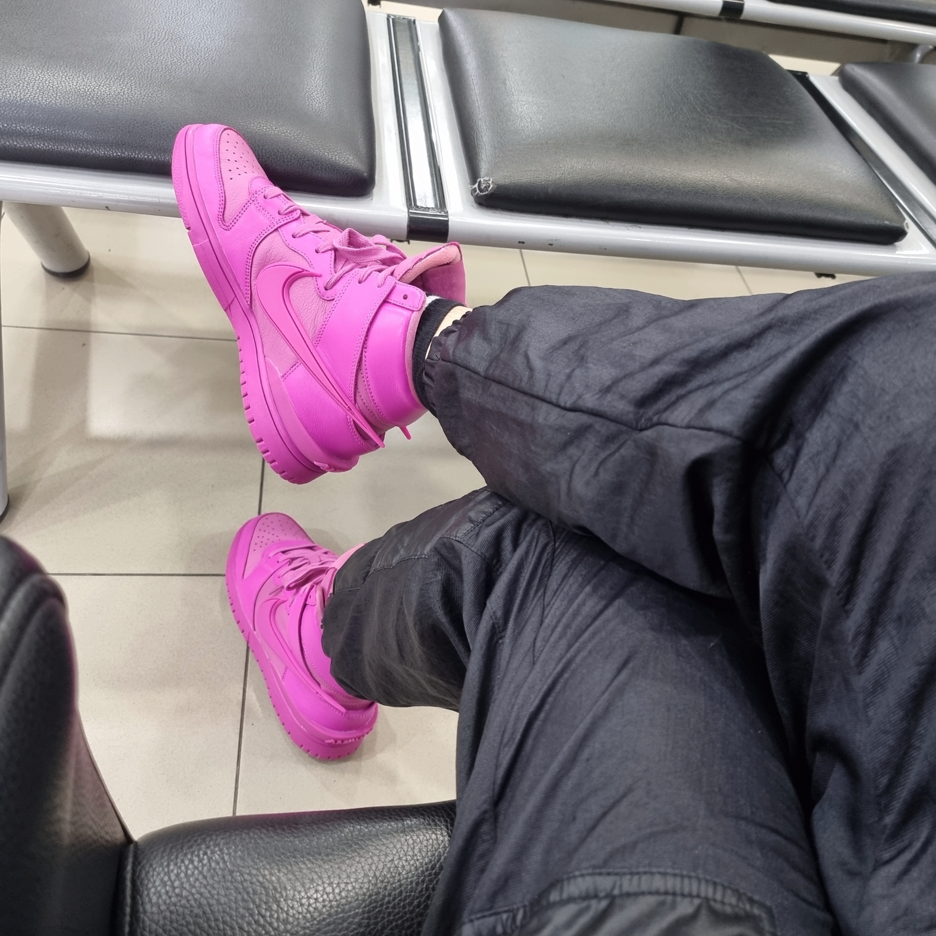 Nike x Ambush Dunk High Cosmic Fuchsia 착용 스타일 - 1
