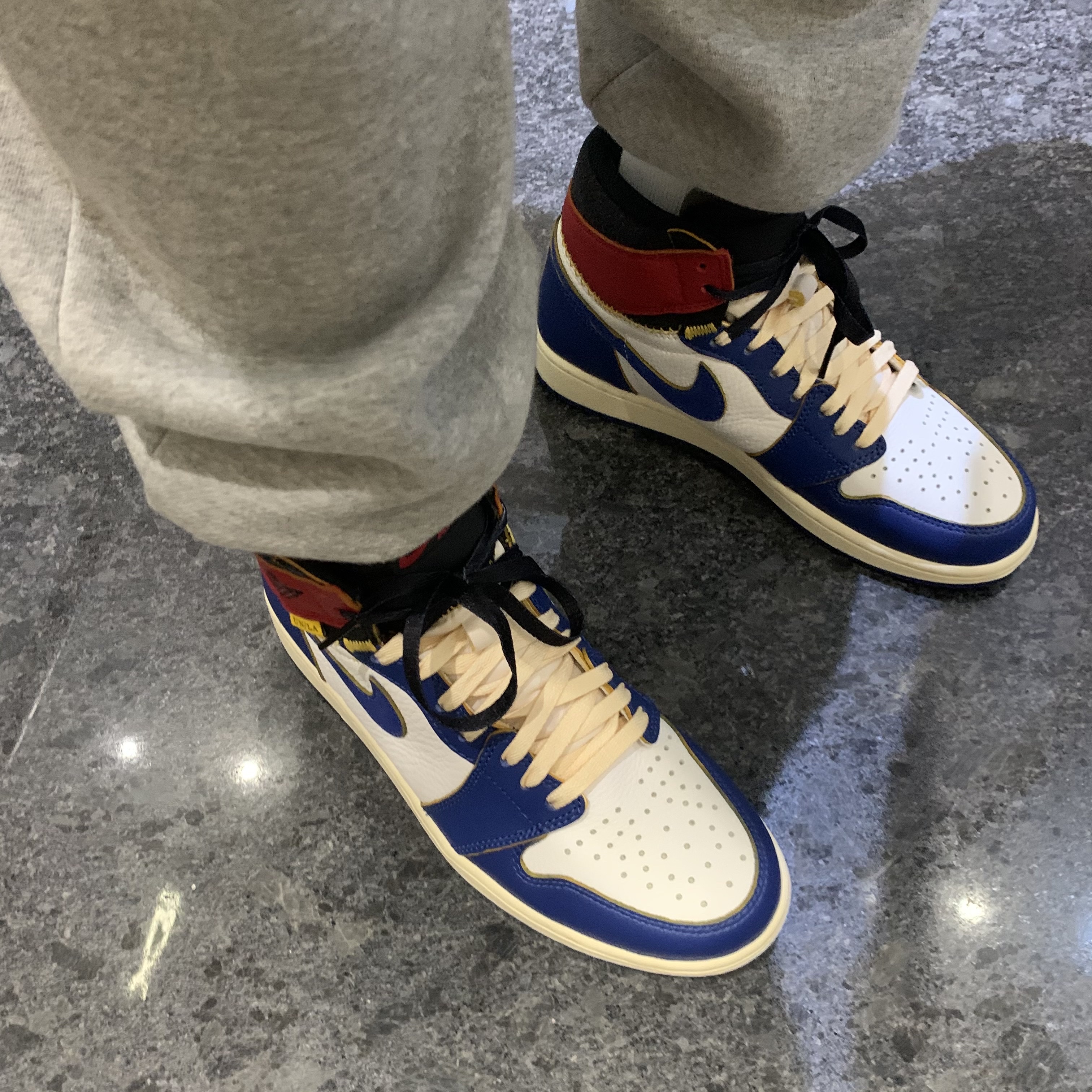 Jordan 1 x Union Retro High Blue Toe 착용 스타일