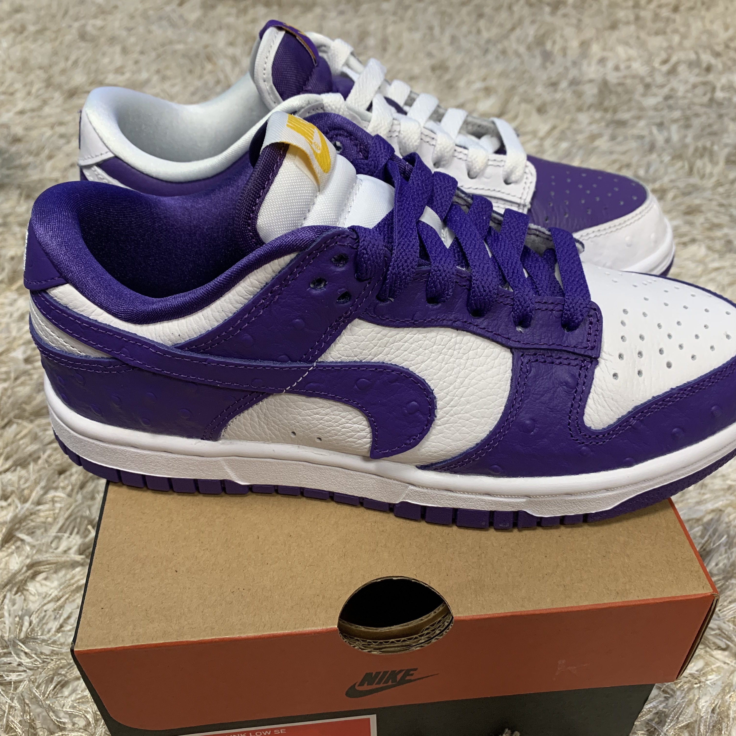 (W) Nike Dunk Low SE Flip 착용 스타일 - 4