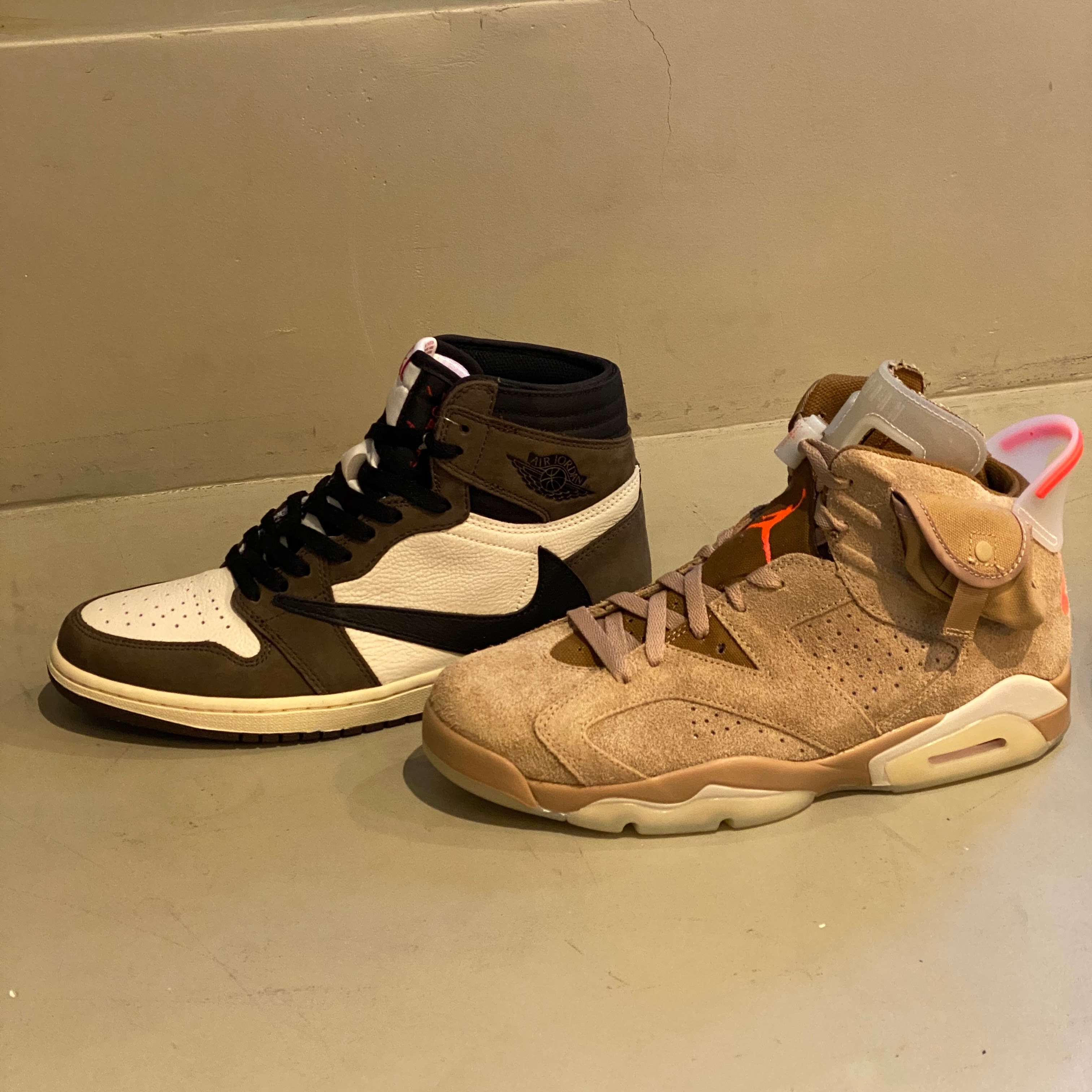 Jordan 6 x Travis Scott Retro SP British Khaki, Jordan 1 x Travis Scott Retro High OG SP Mocha 착용 스타일 - 2